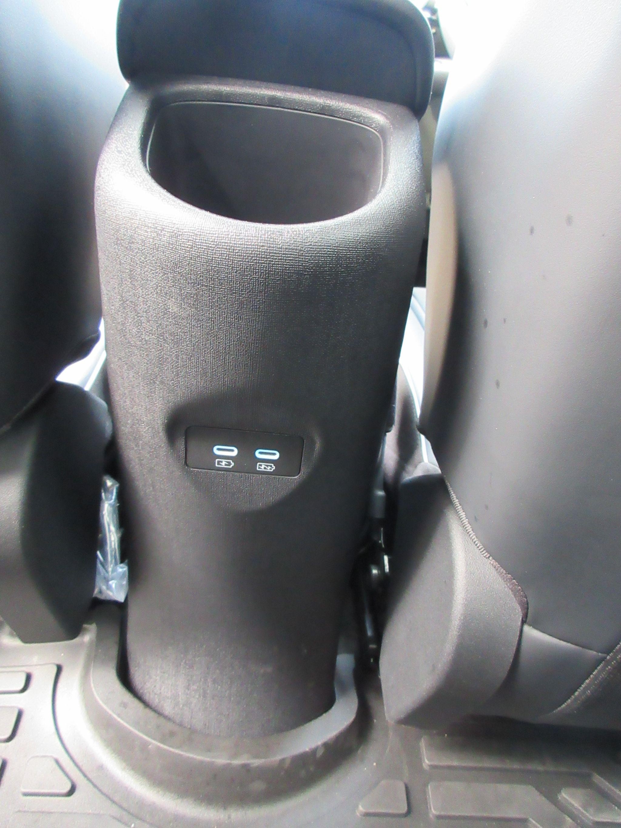 BYD Dolphin Image 14