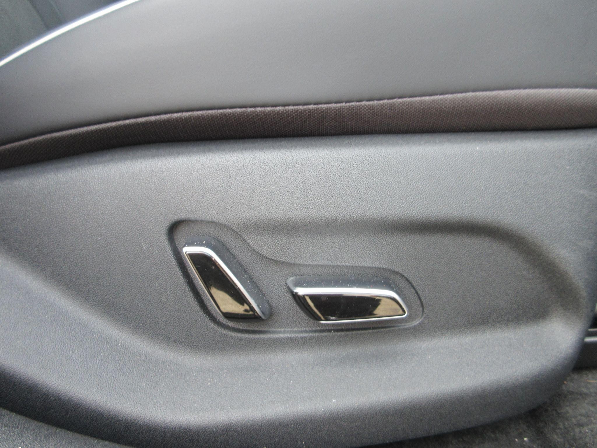 BYD Dolphin Image 18