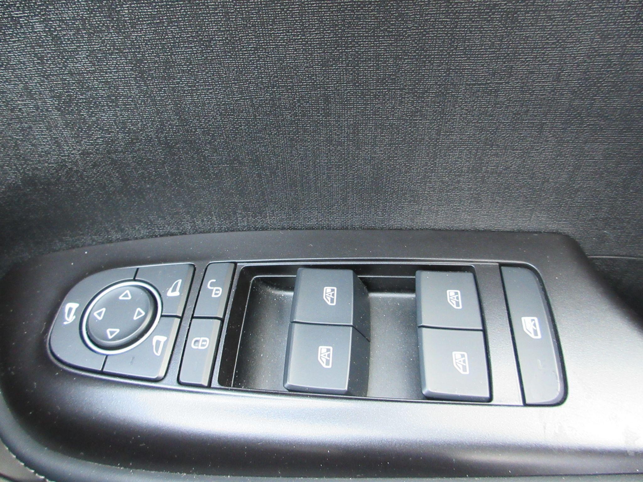 BYD Dolphin Image 47
