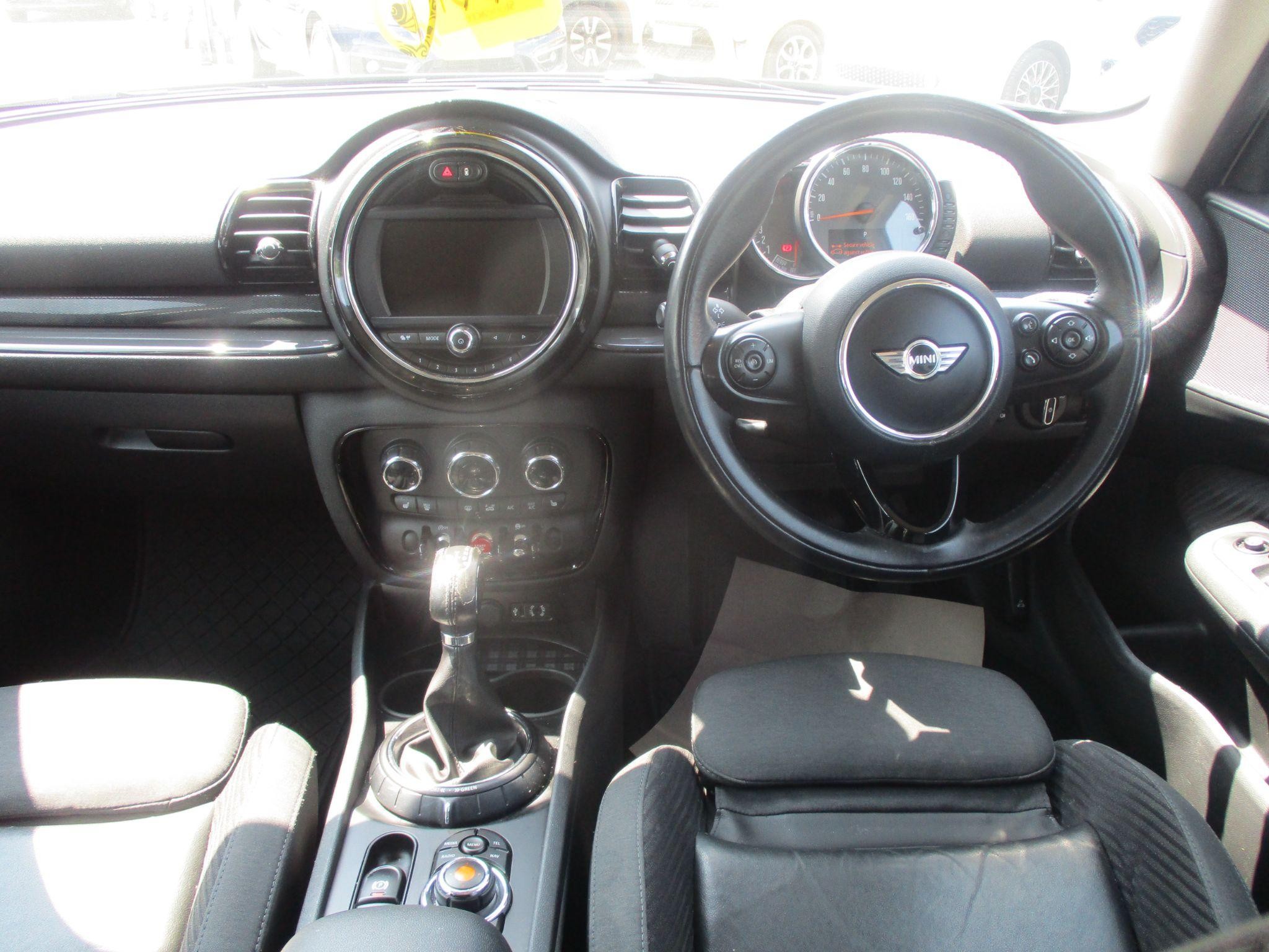 MINI Clubman Image 11