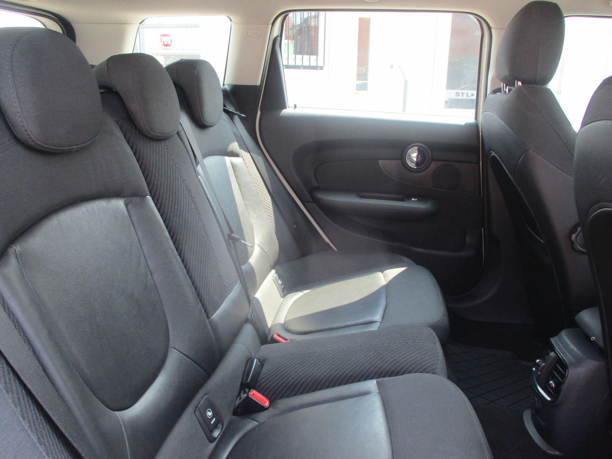 MINI Clubman Image 15