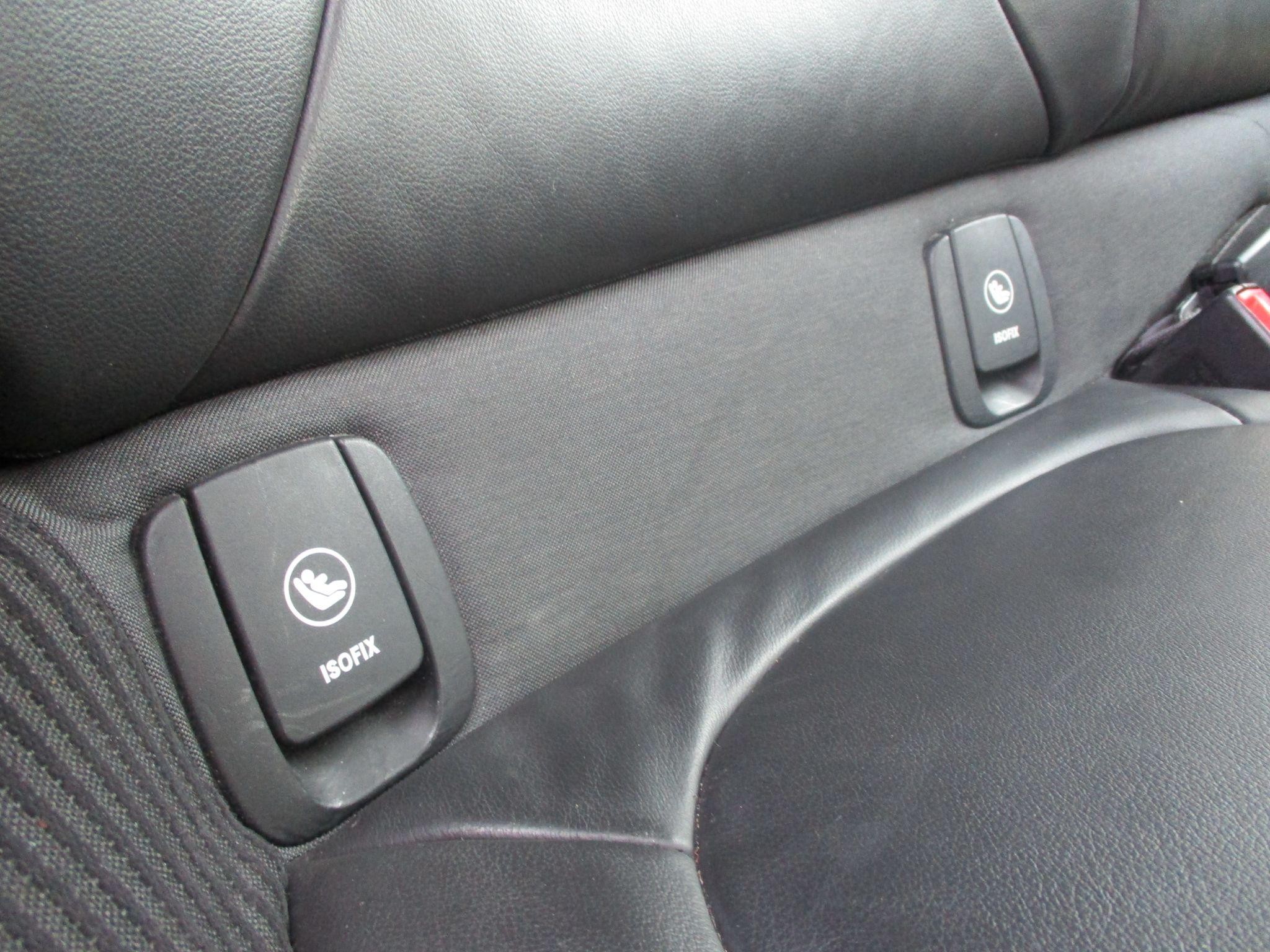MINI Clubman Image 18