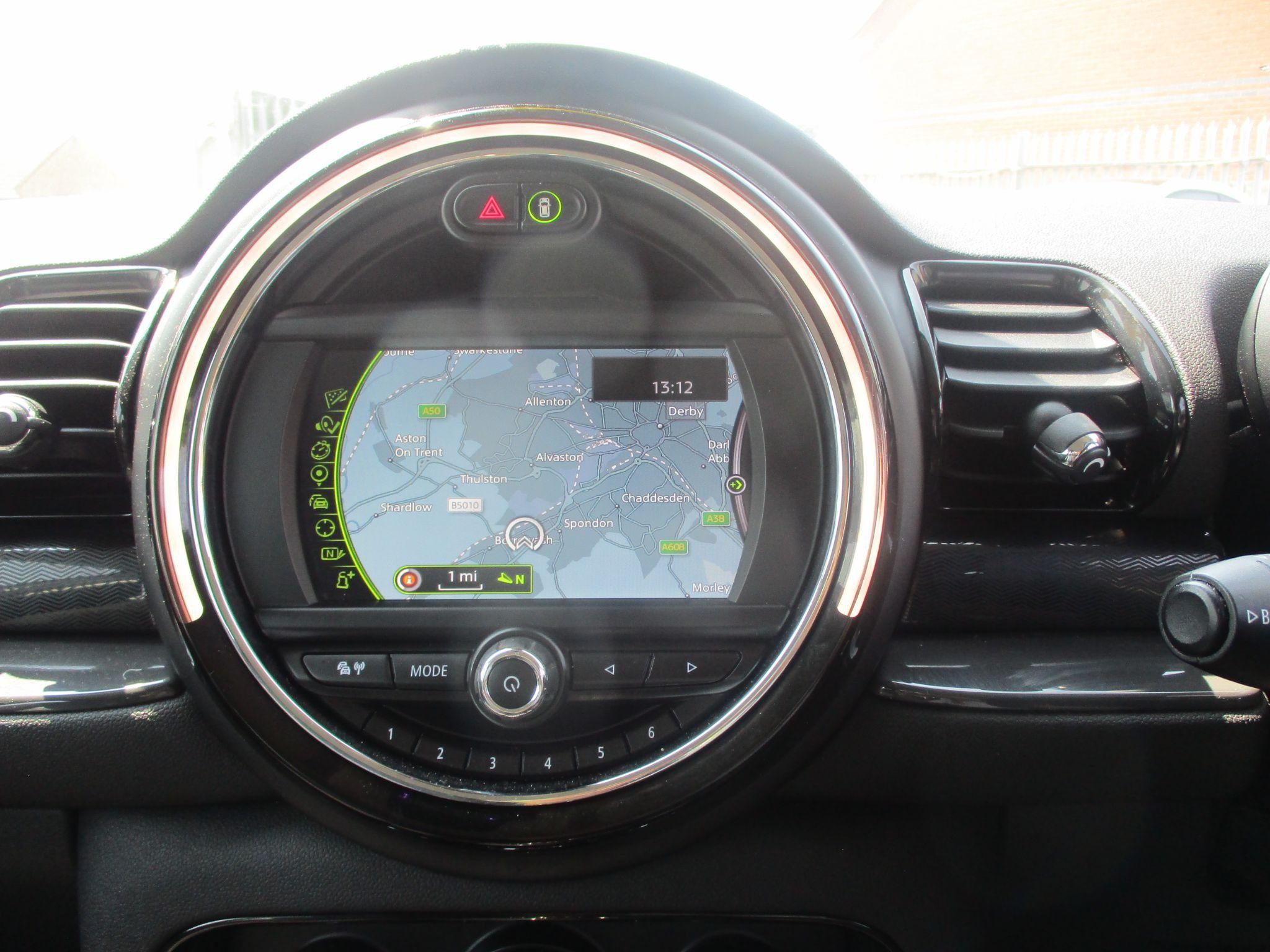 MINI Clubman Image 30