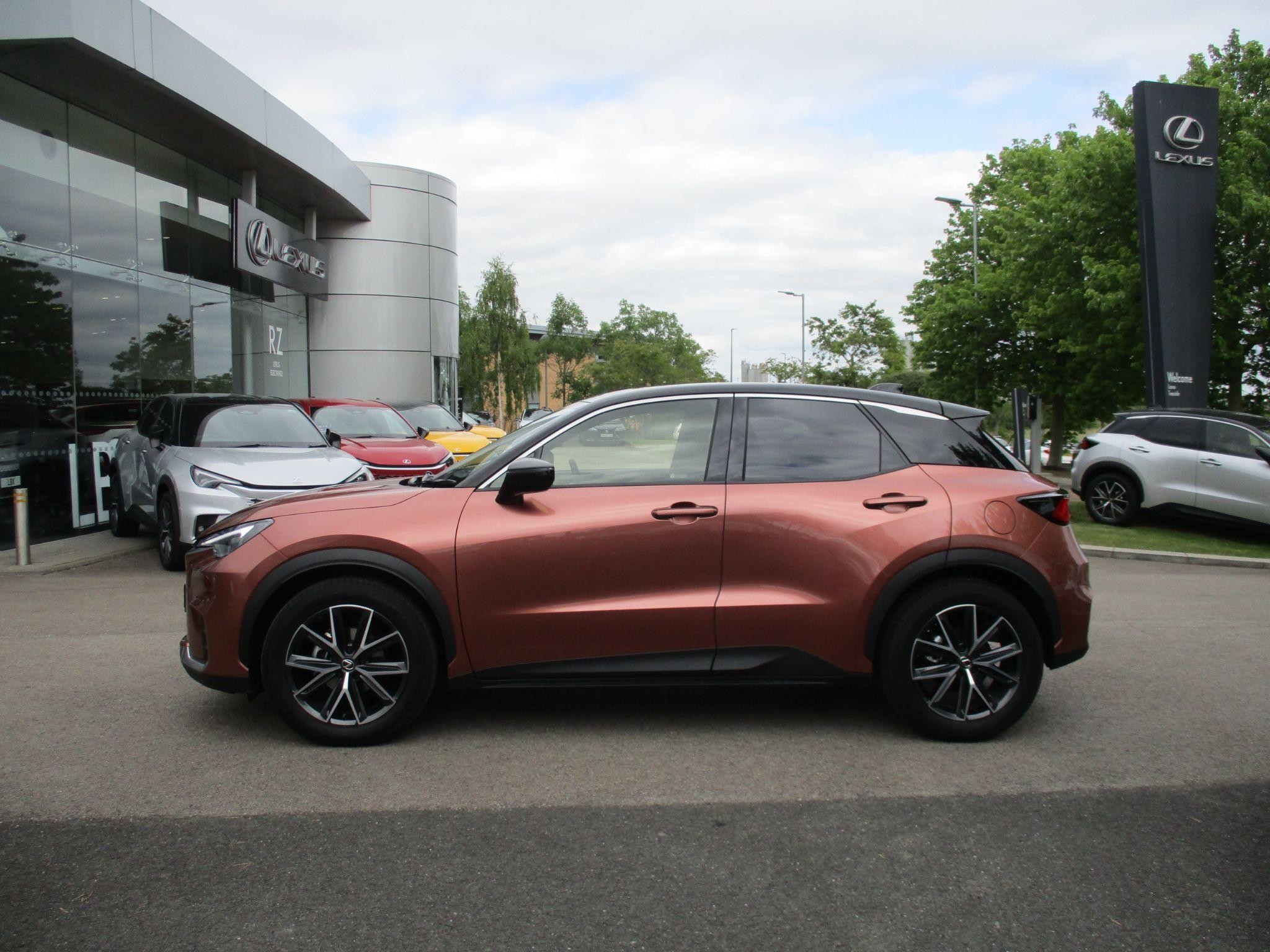 Lexus LBX Image 12
