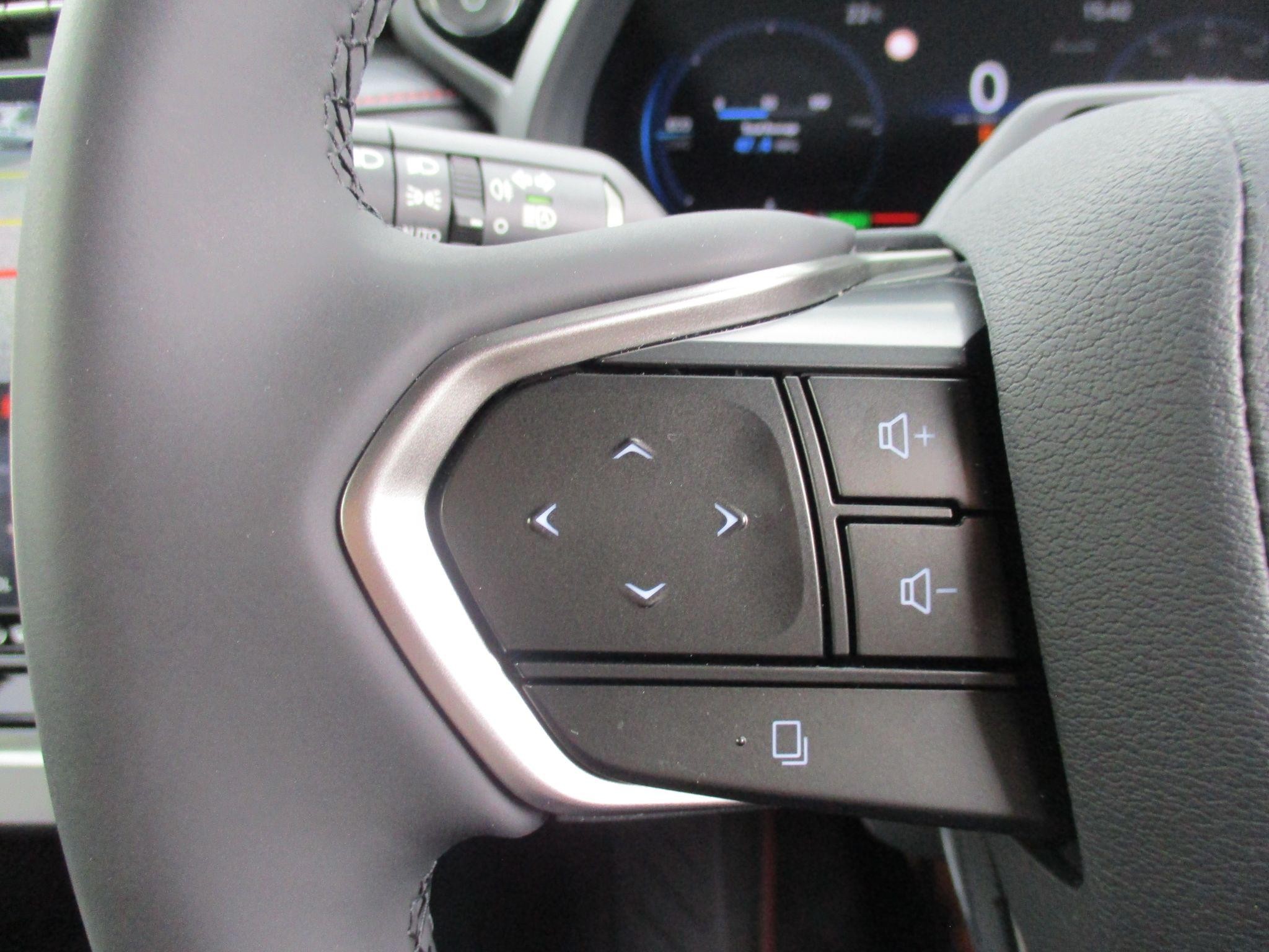 Lexus LBX Image 37