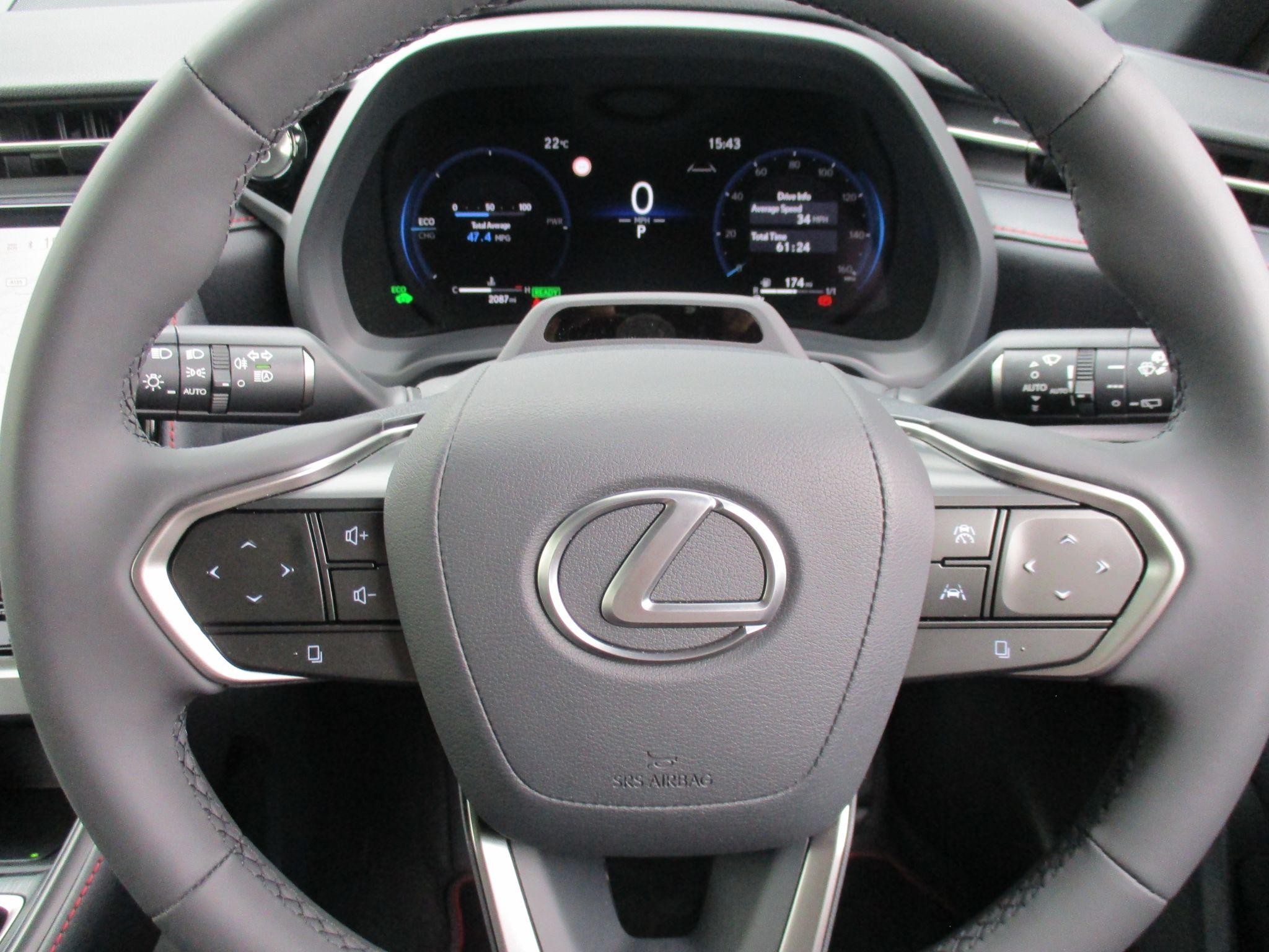 Lexus LBX Image 40