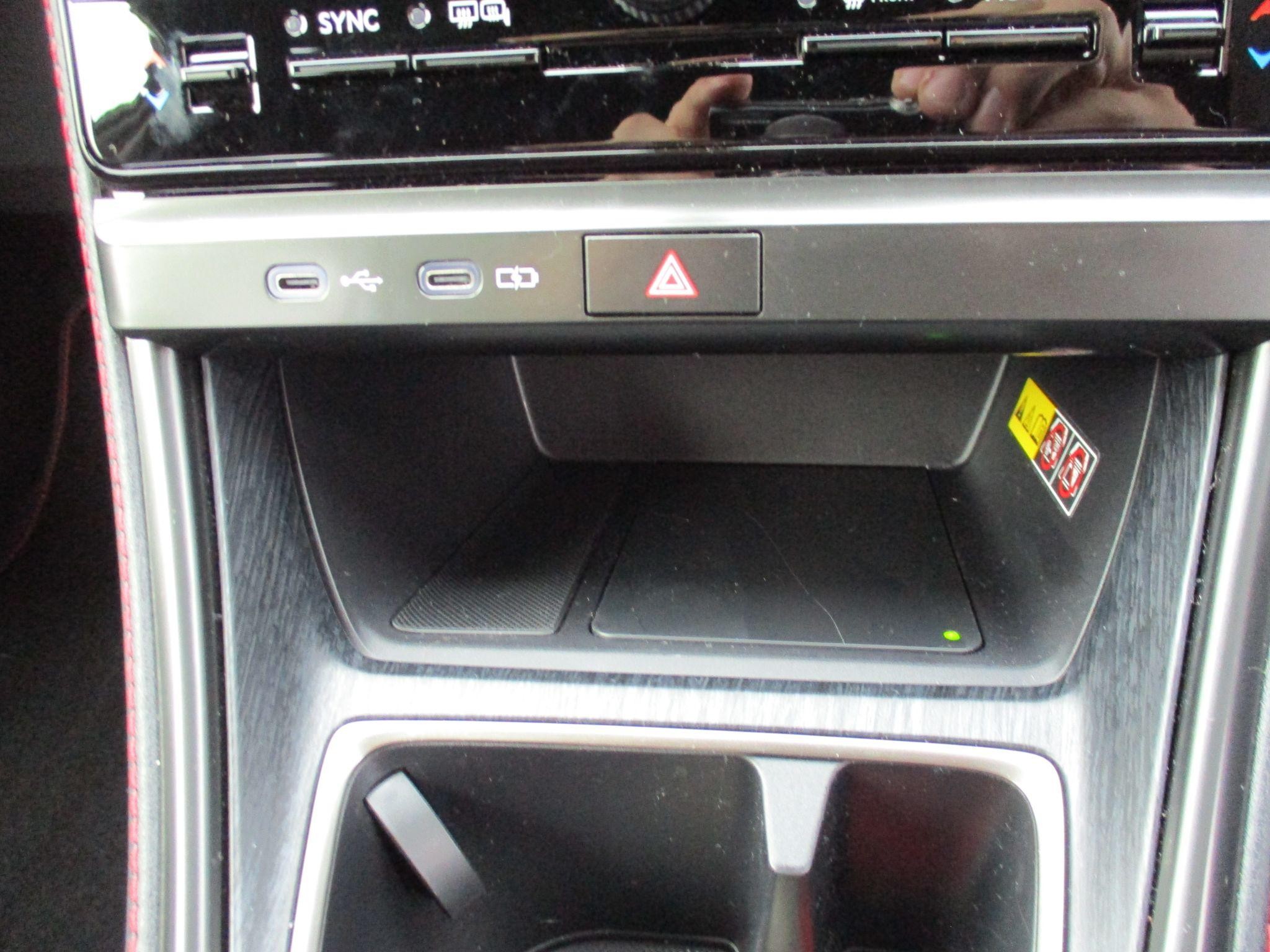 Lexus LBX Image 41