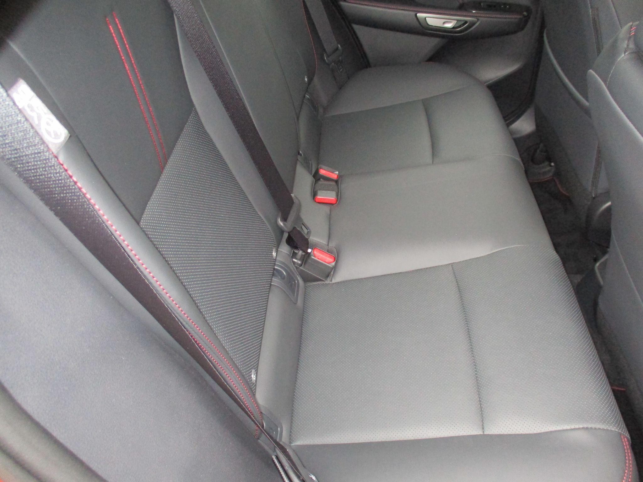 Lexus LBX Image 43