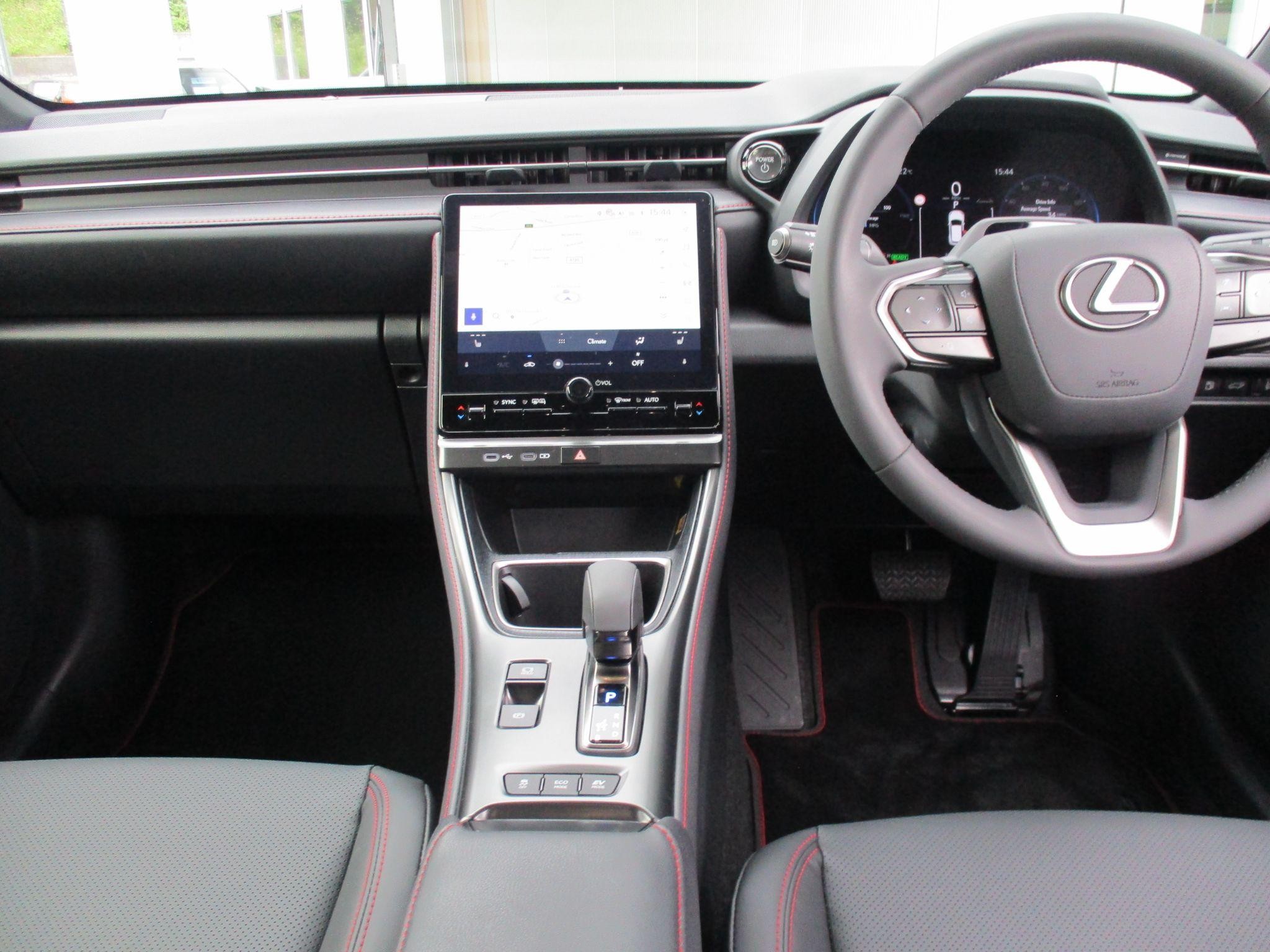 Lexus LBX Image 45