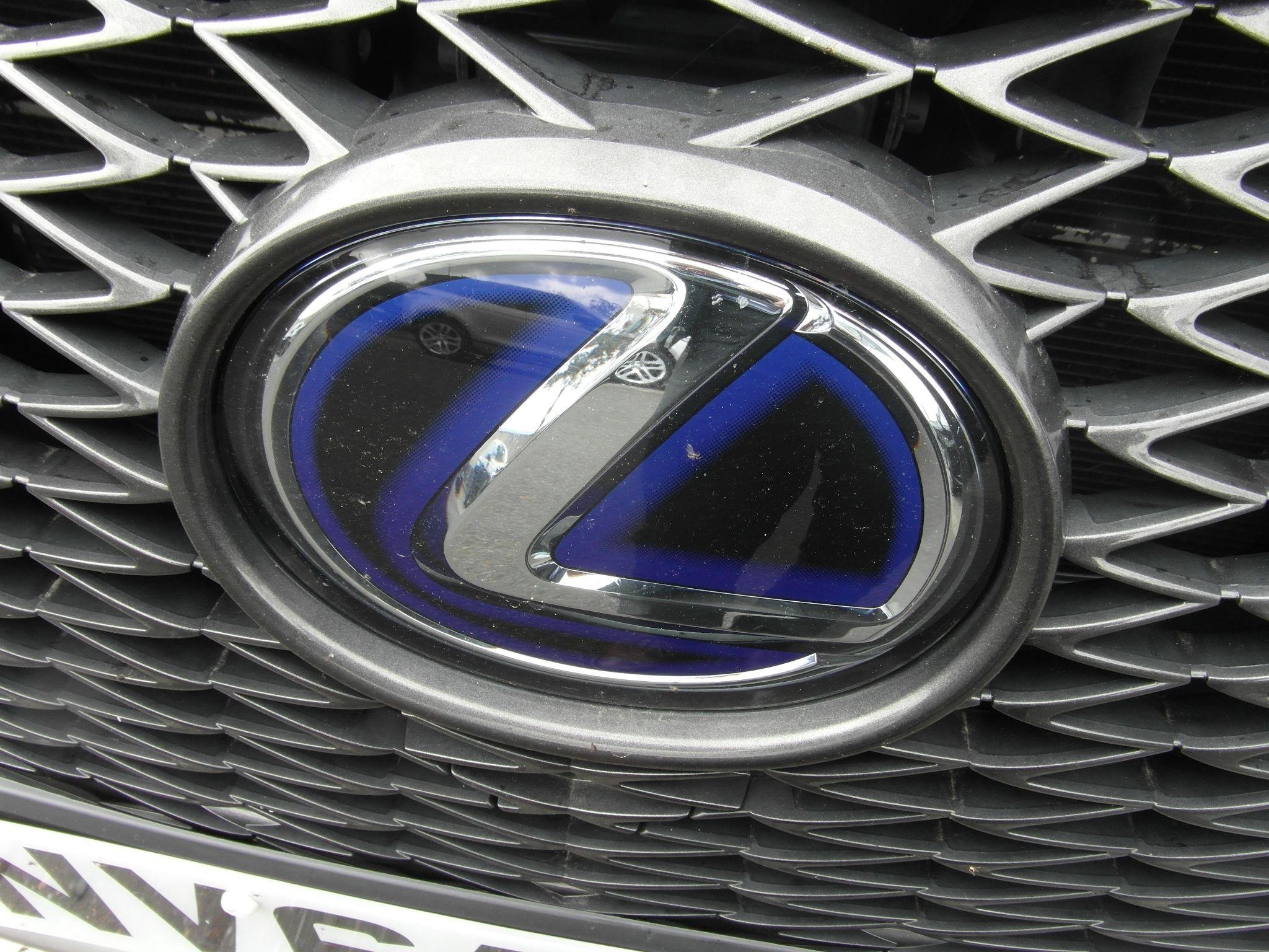 Lexus NX Self-Charging Hybrid Image 15