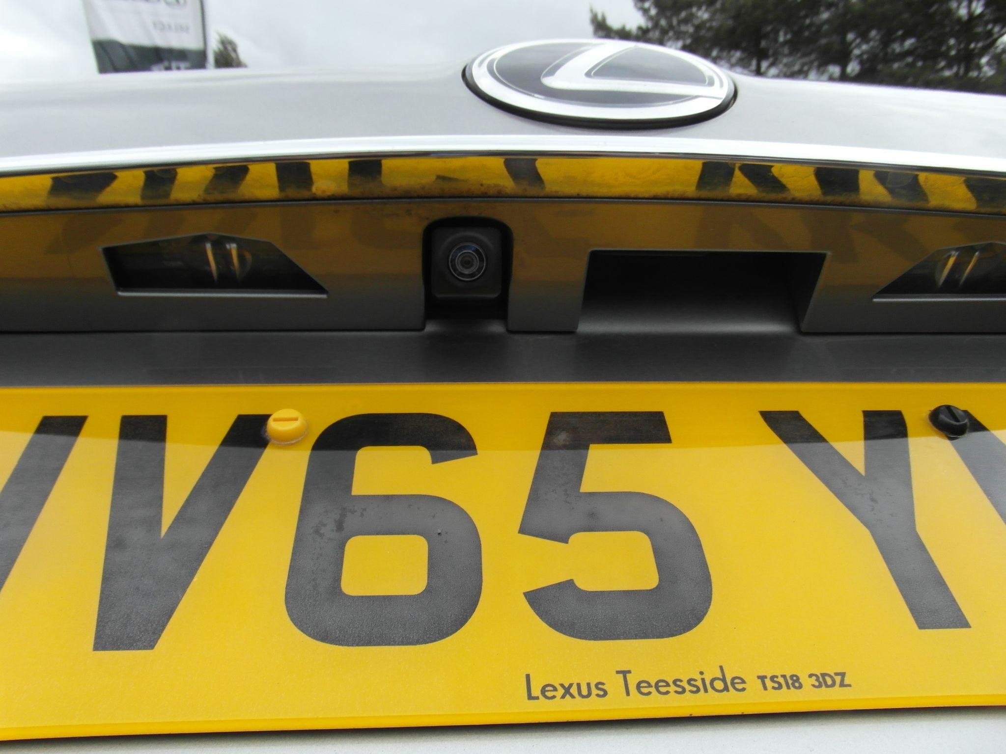 Lexus NX Self-Charging Hybrid Image 28