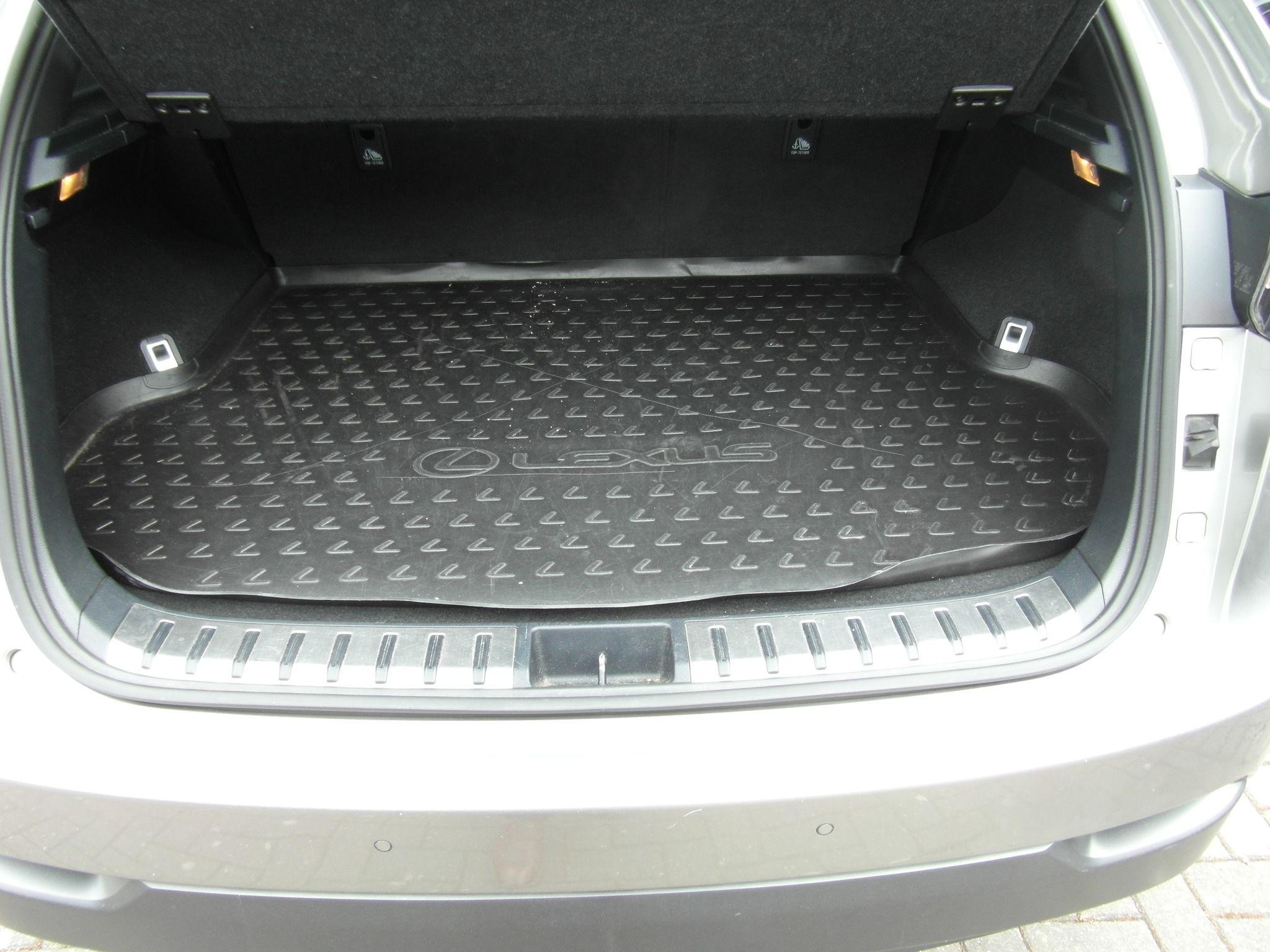 Lexus NX Self-Charging Hybrid Image 29