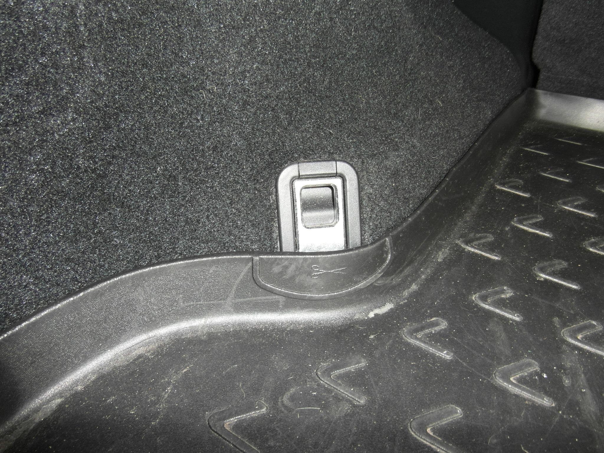 Lexus NX Self-Charging Hybrid Image 30