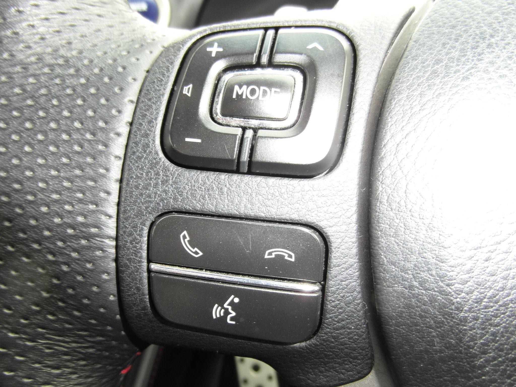 Lexus NX Self-Charging Hybrid Image 35