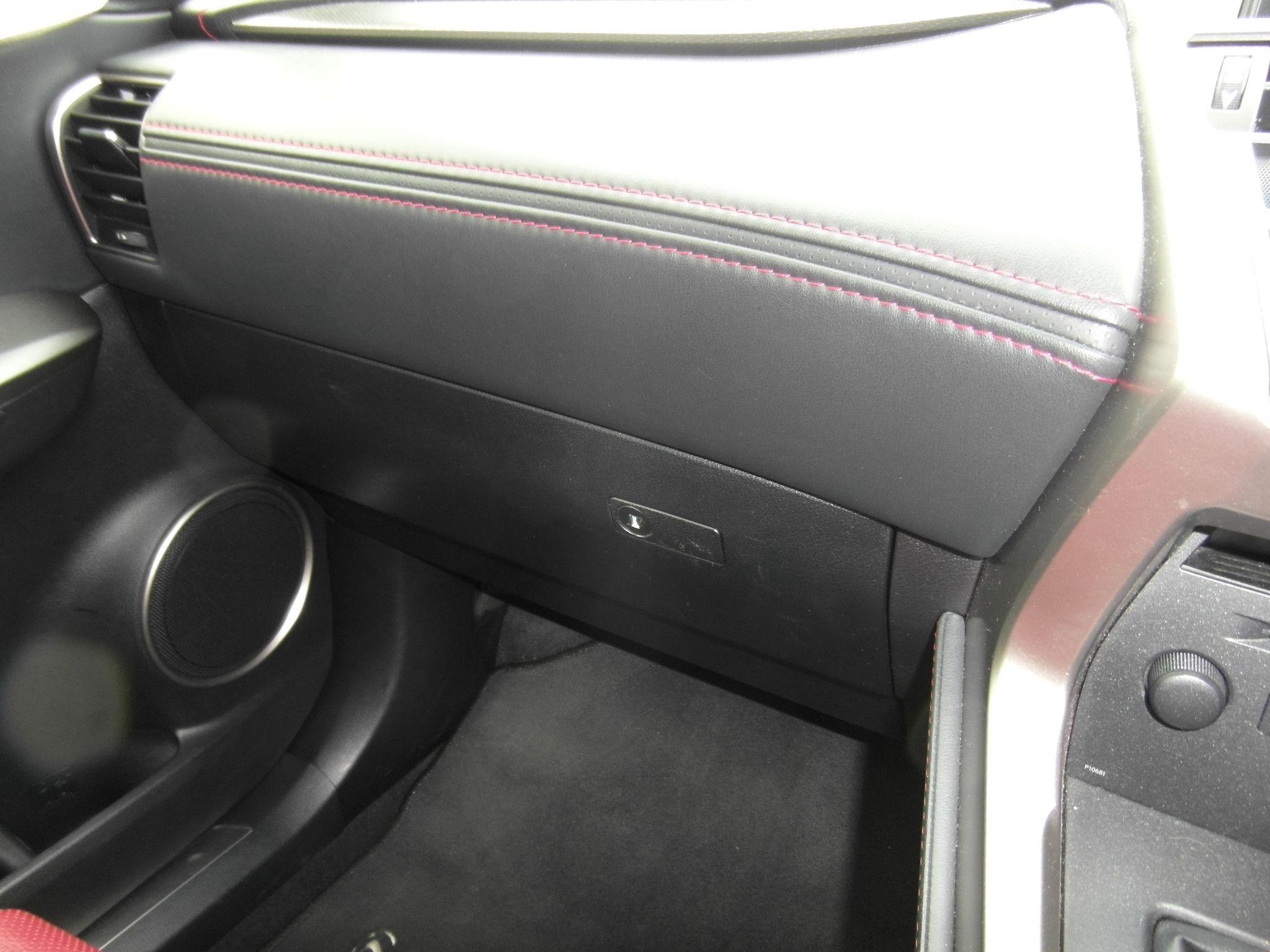 Lexus NX Self-Charging Hybrid Image 41