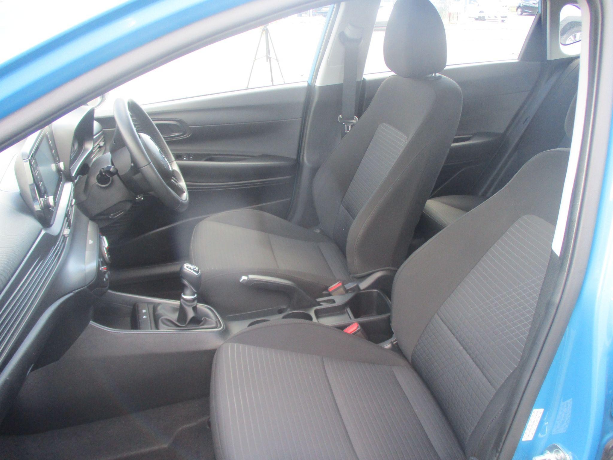 Hyundai i20 Image 17