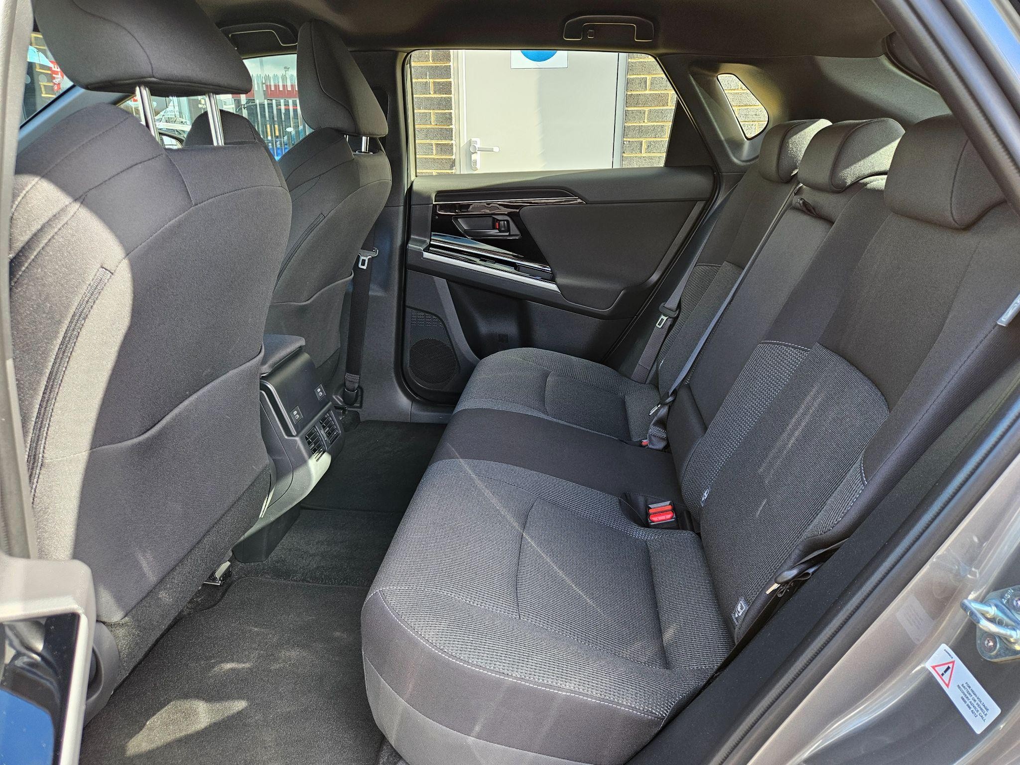 Toyota bZ4X Image 18