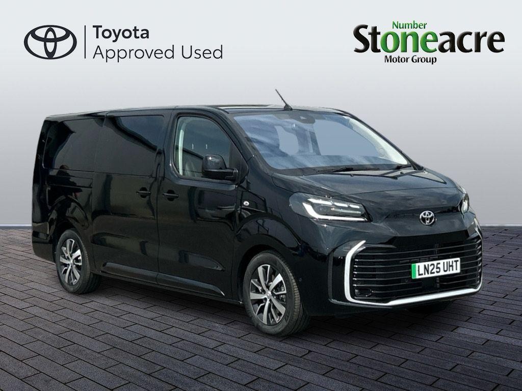Toyota Proace Verso Image 1
