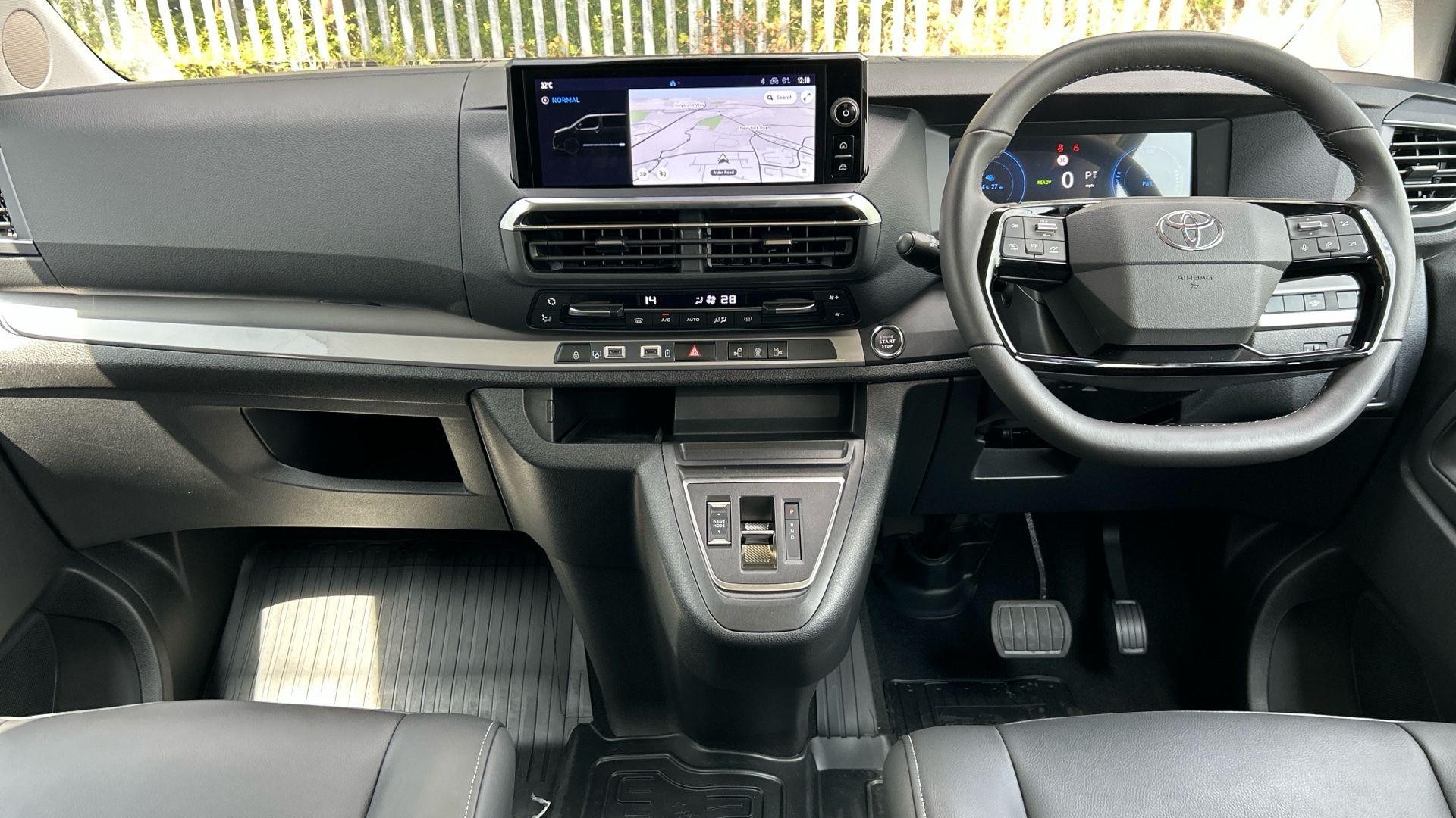 Toyota Proace Verso Image 11