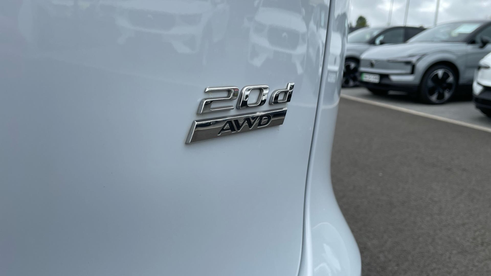 Jaguar F-Pace Image 38