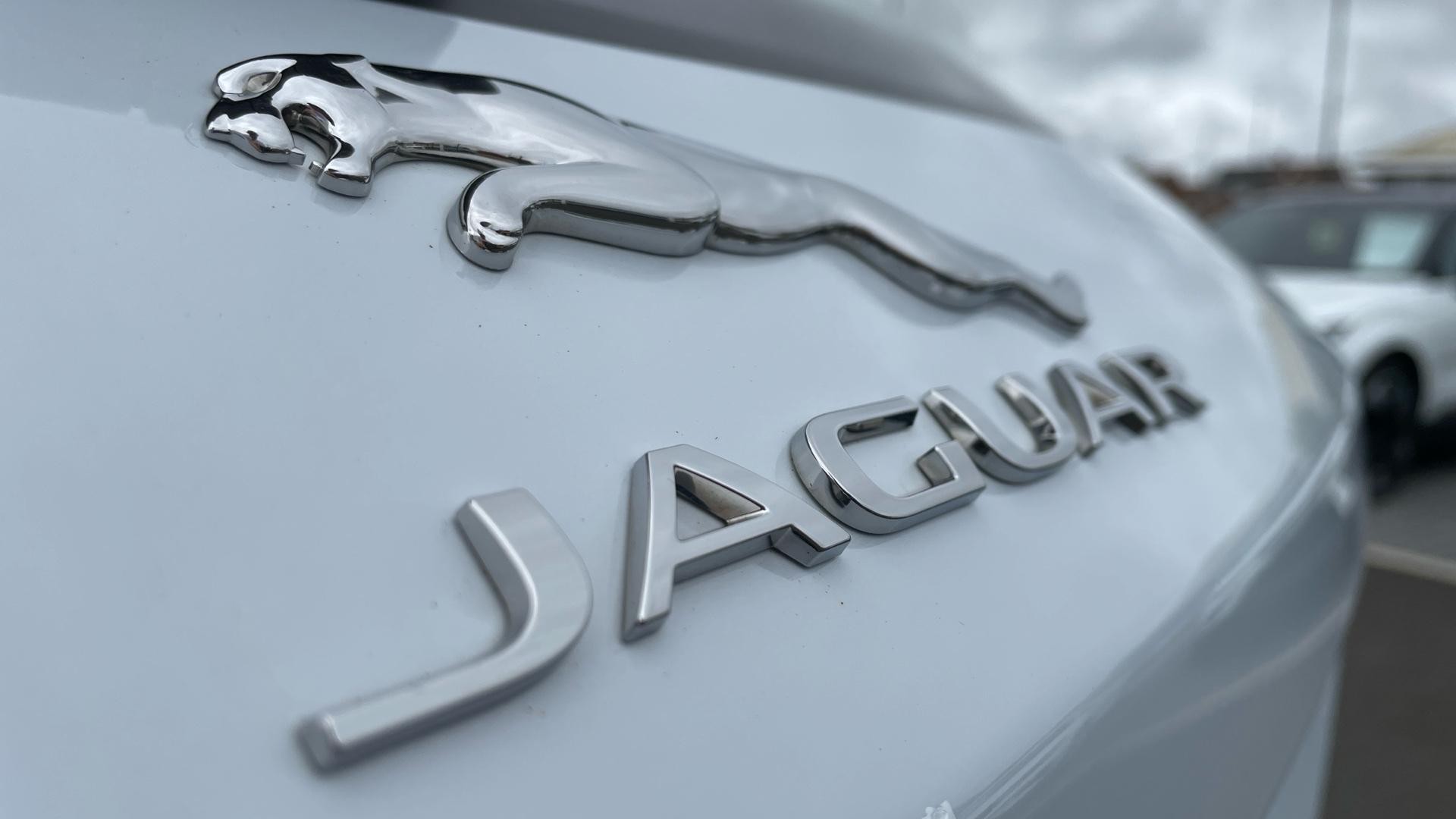 Jaguar F-Pace Image 49