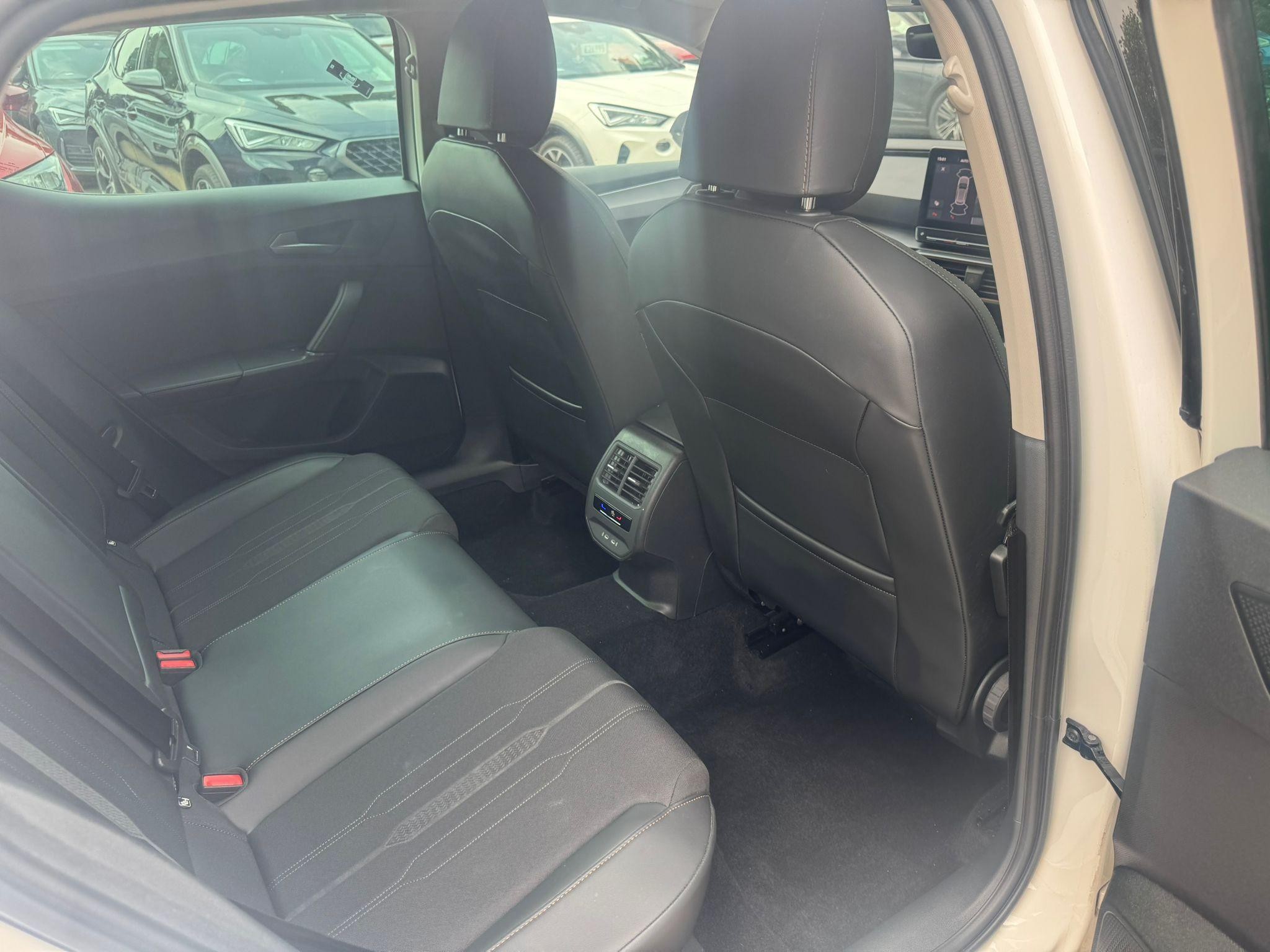 CUPRA Leon Image 17