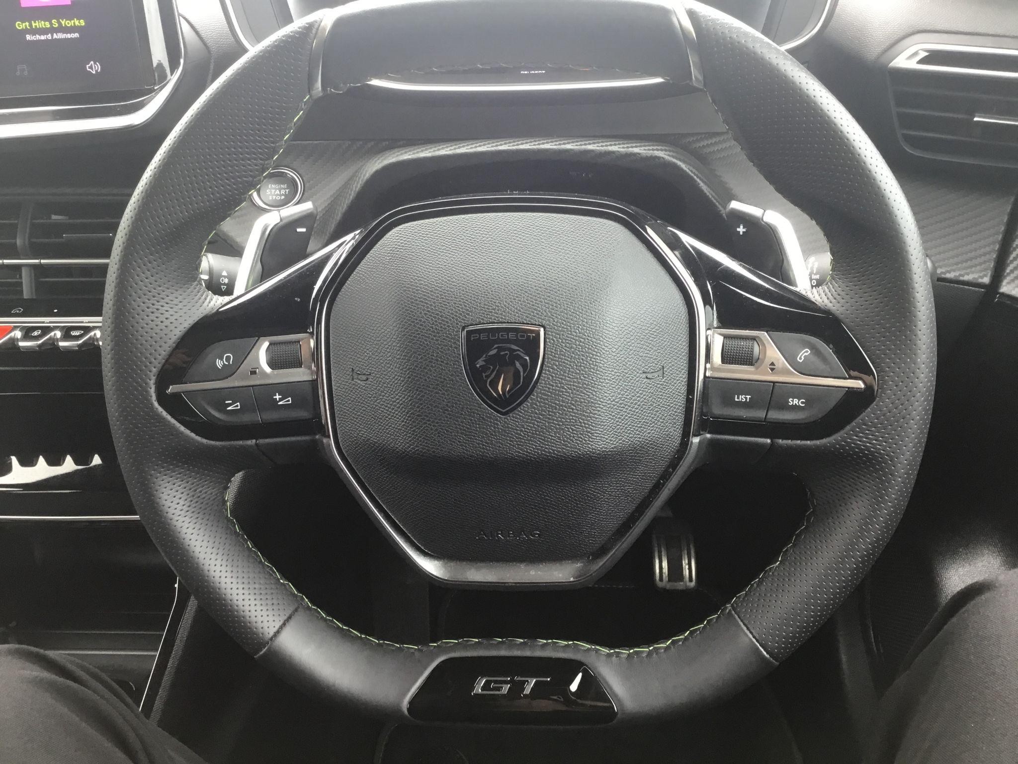 Peugeot 208 Image 15
