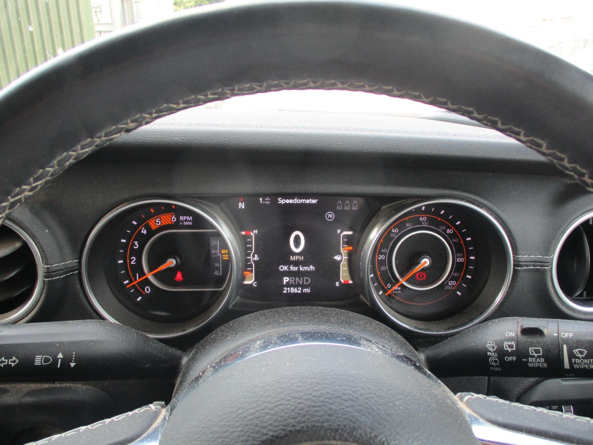 Jeep Wrangler Image 18