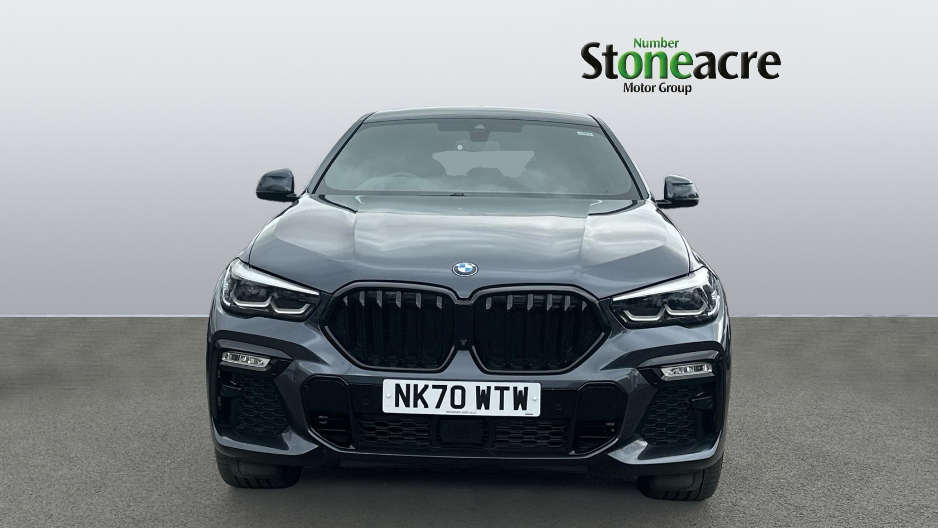 BMW X6 Image 8