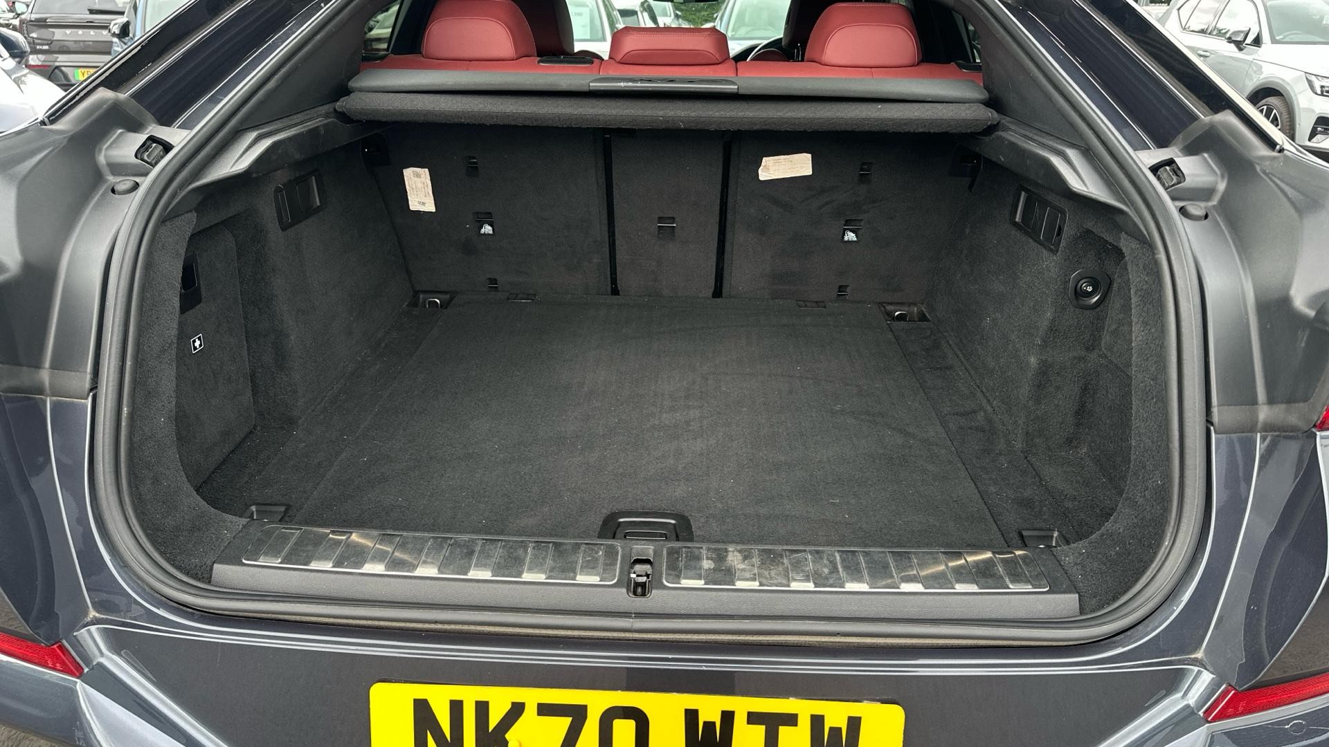 BMW X6 Image 13
