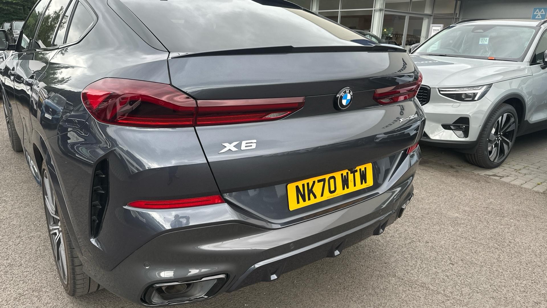 BMW X6 Image 19