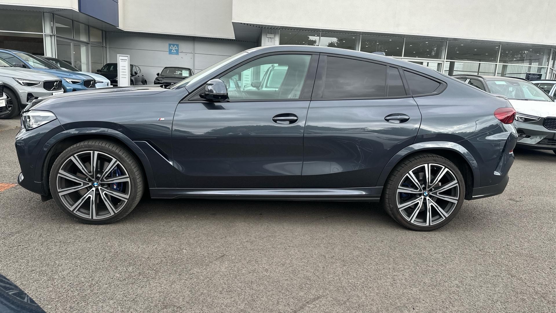BMW X6 Image 25