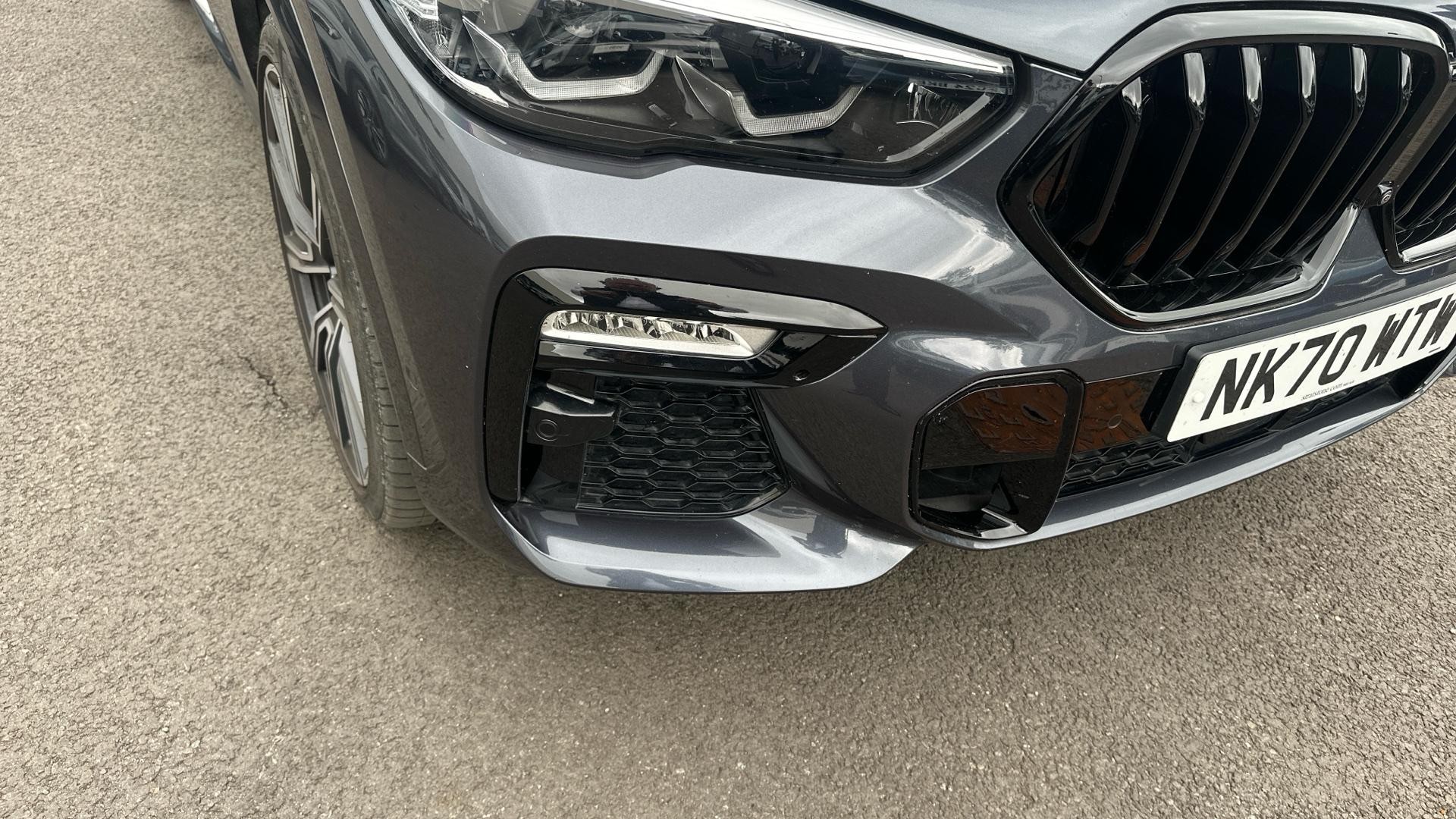 BMW X6 Image 28