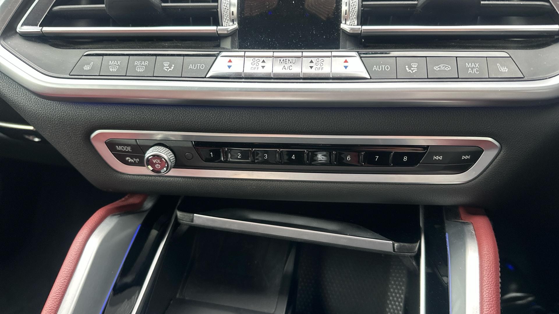 BMW X6 Image 34
