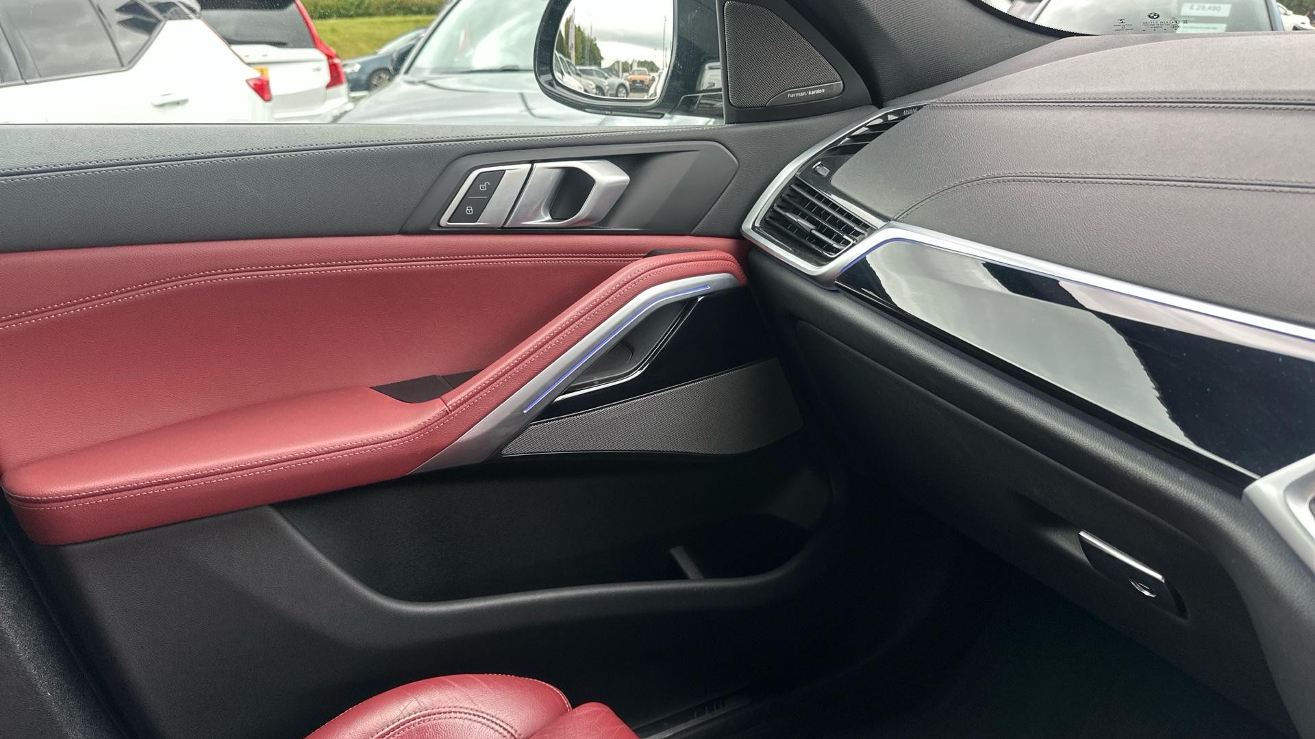 BMW X6 Image 46