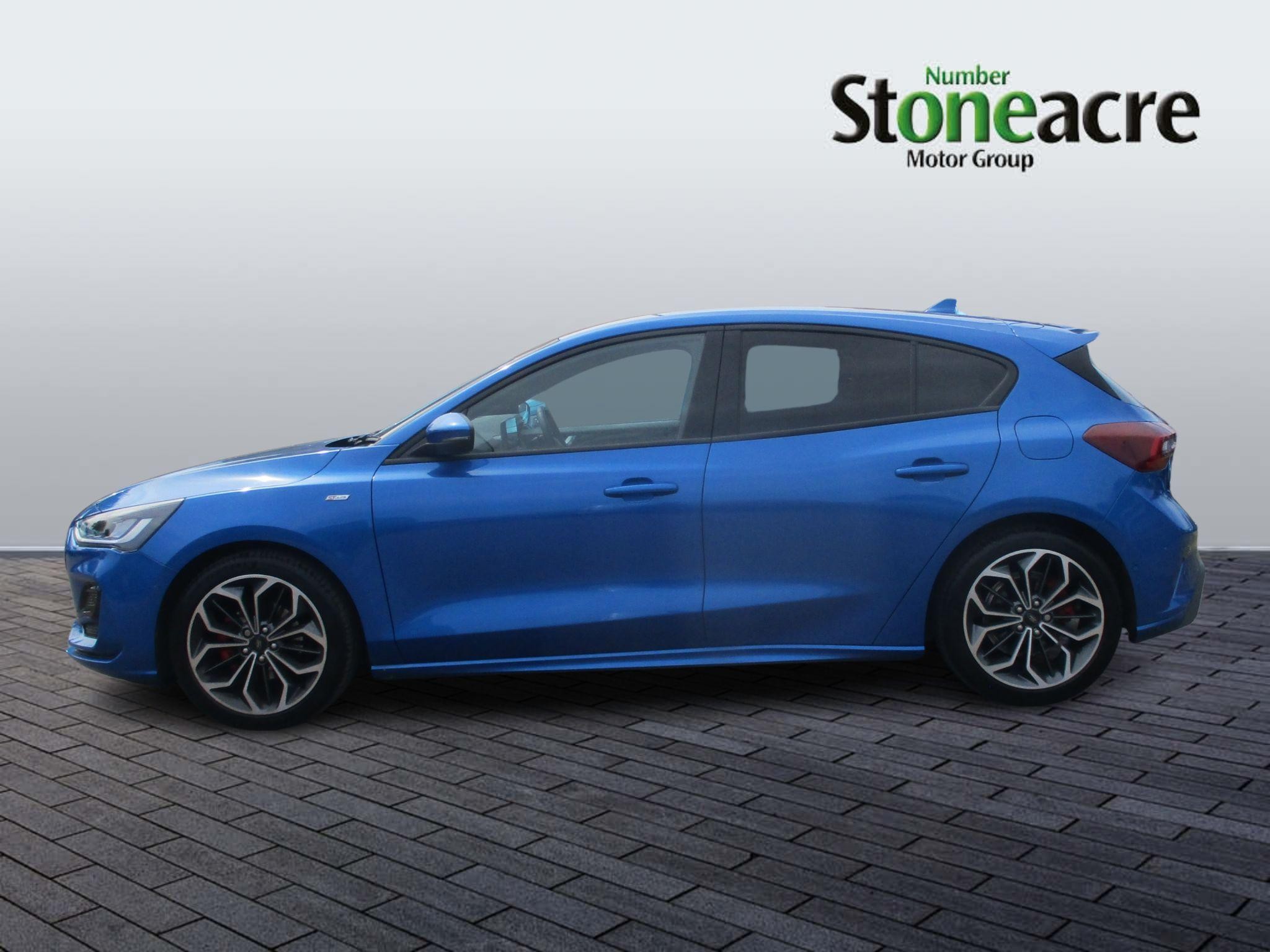 Ford Focus Image 8