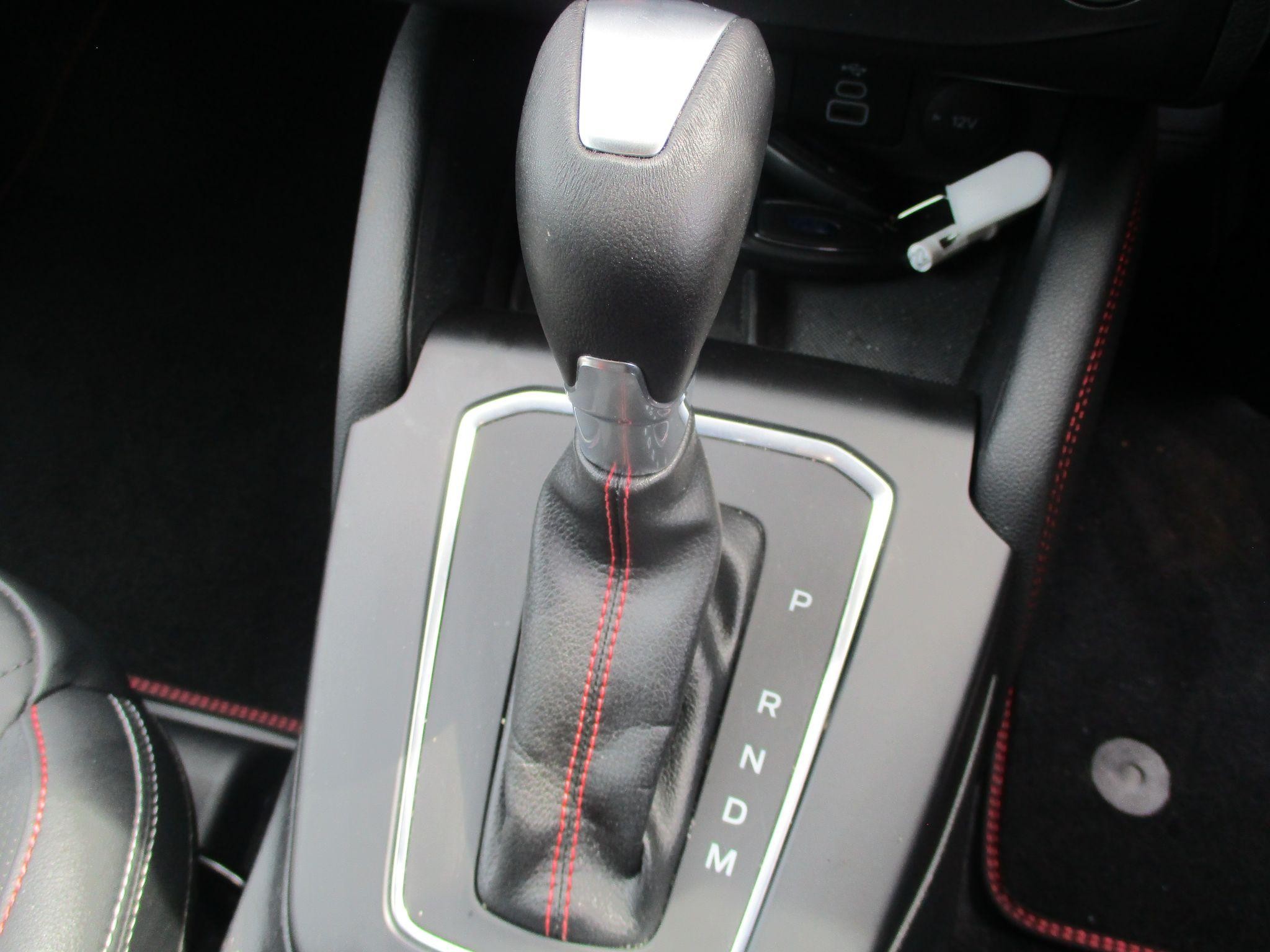 Ford Focus Image 16