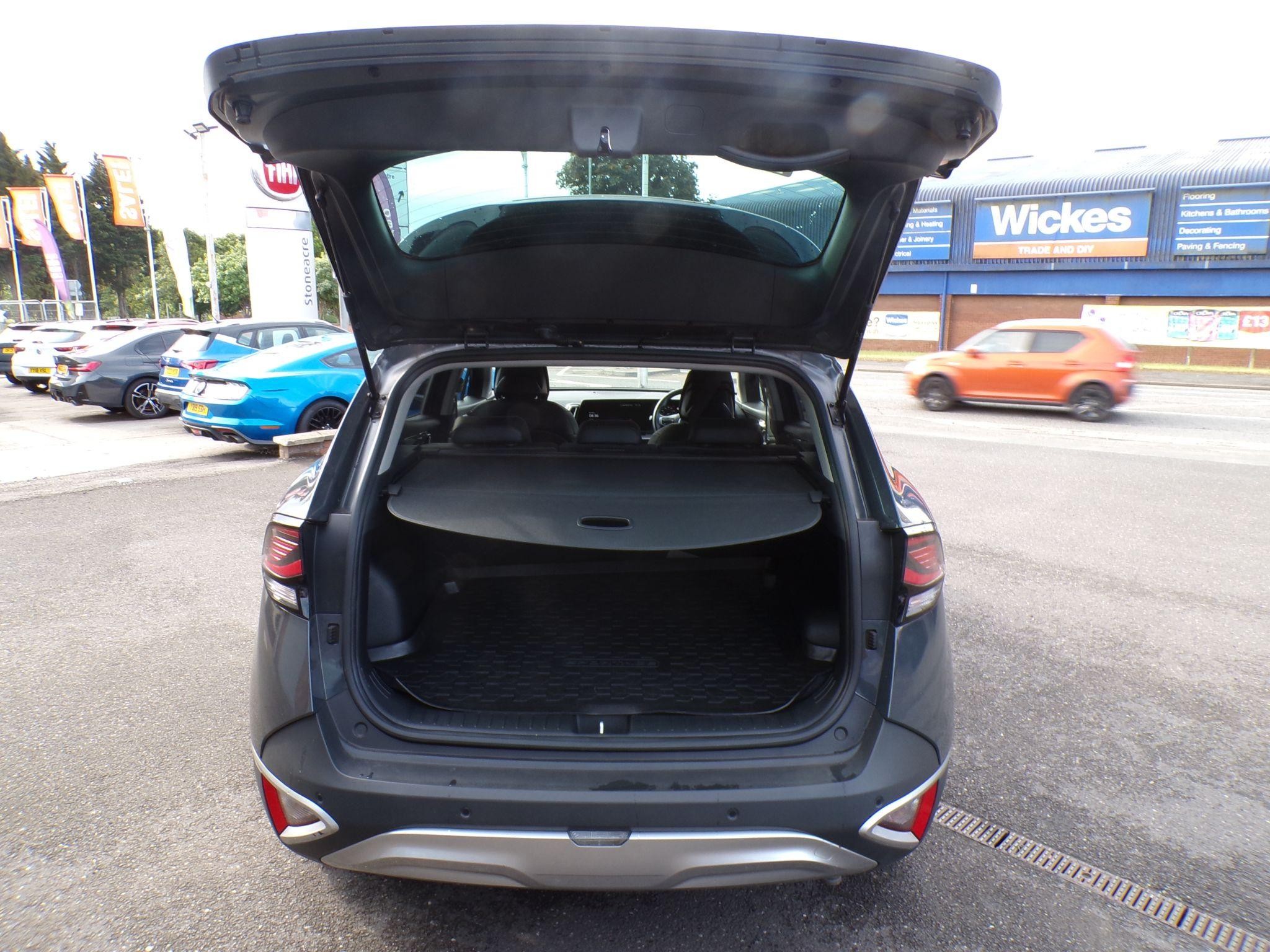 Kia Sportage Image 10