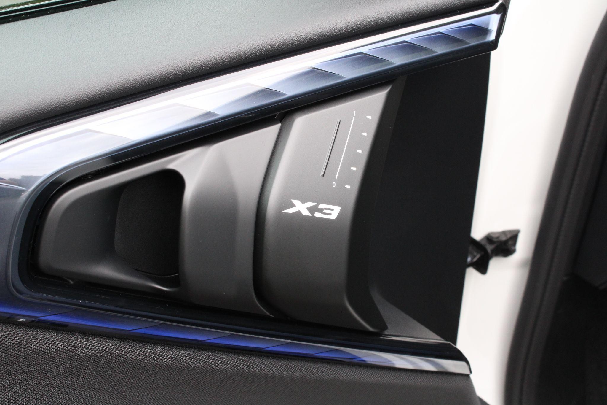 BMW X3 Image 16