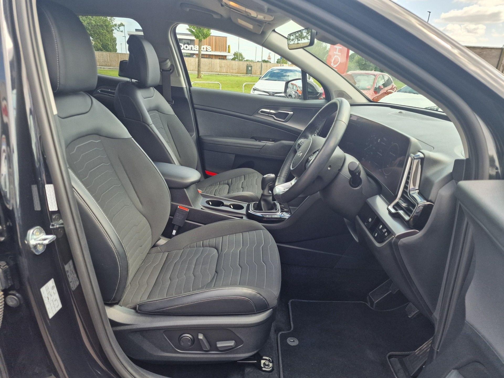 Kia Sportage Image 11