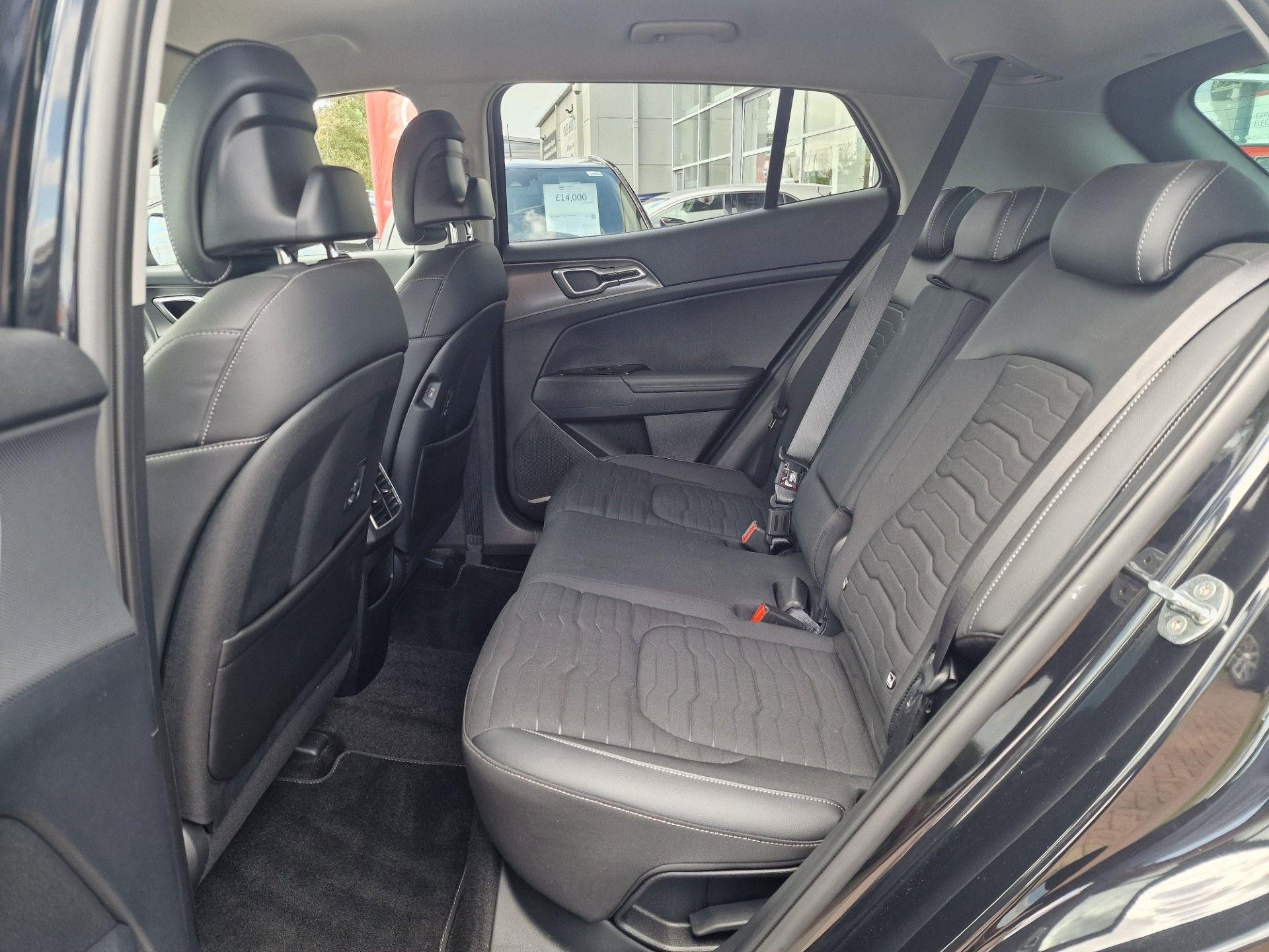 Kia Sportage Image 13