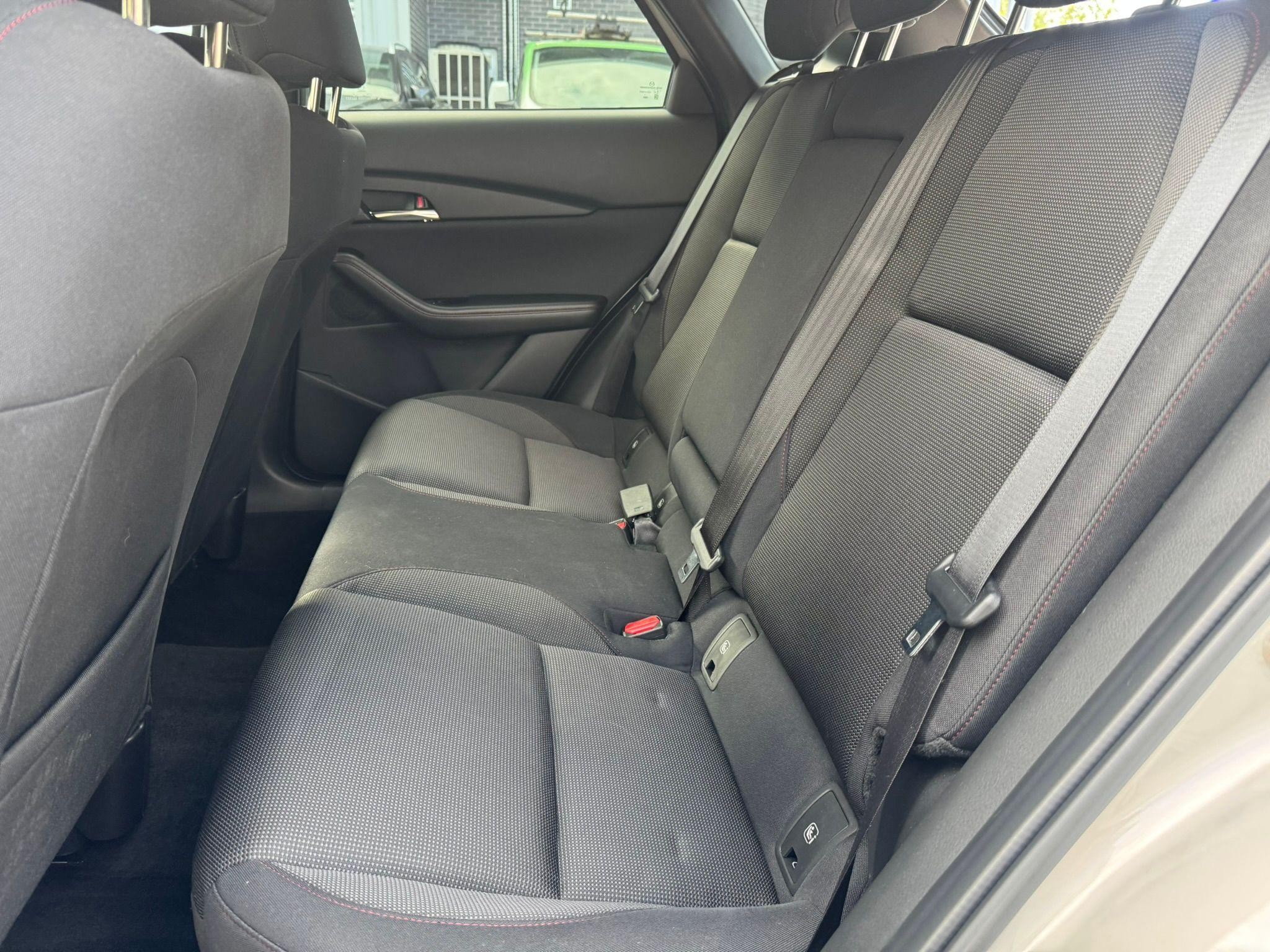 Mazda CX-30 Image 12