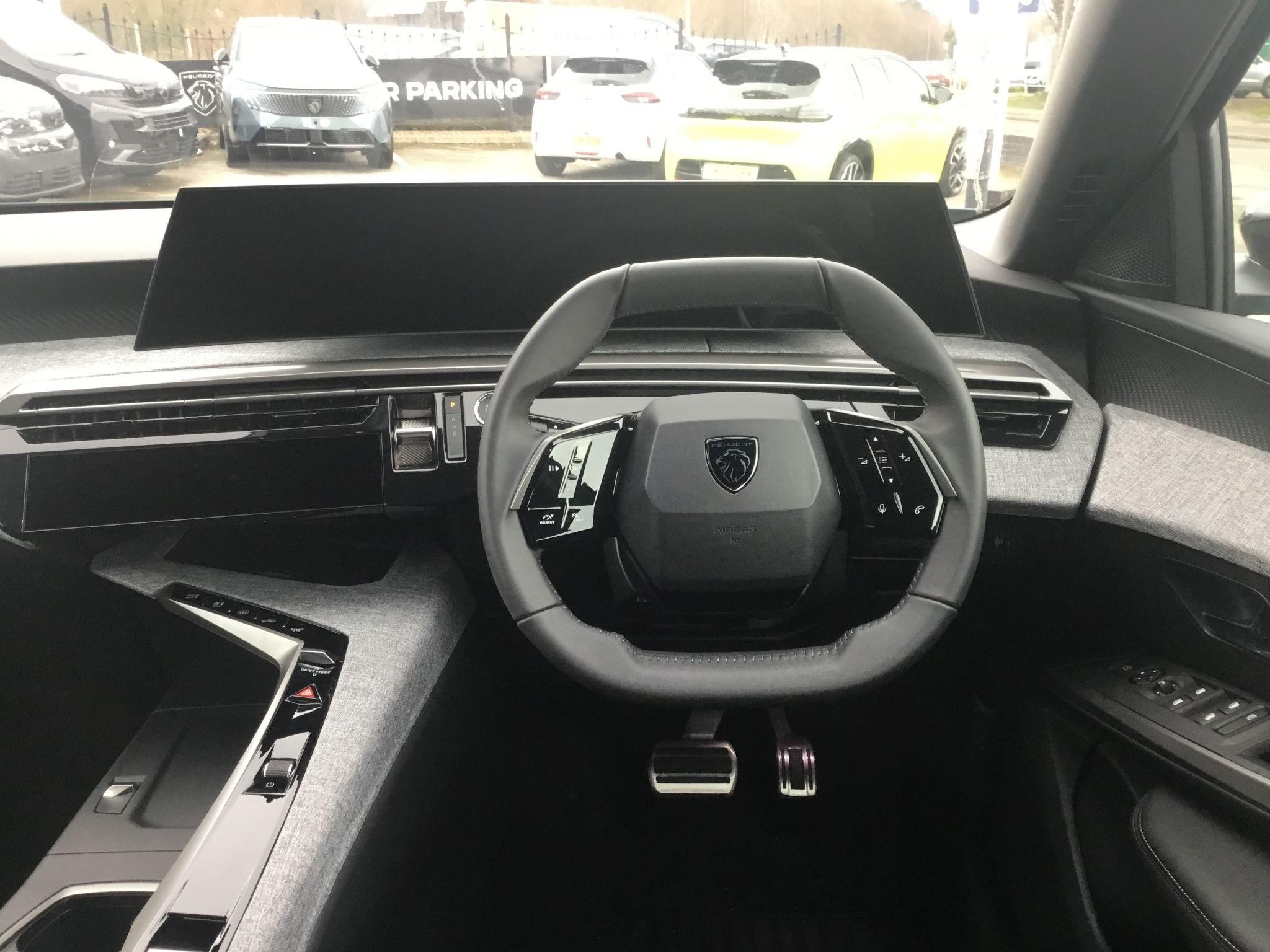 Peugeot E-5008 Image 22