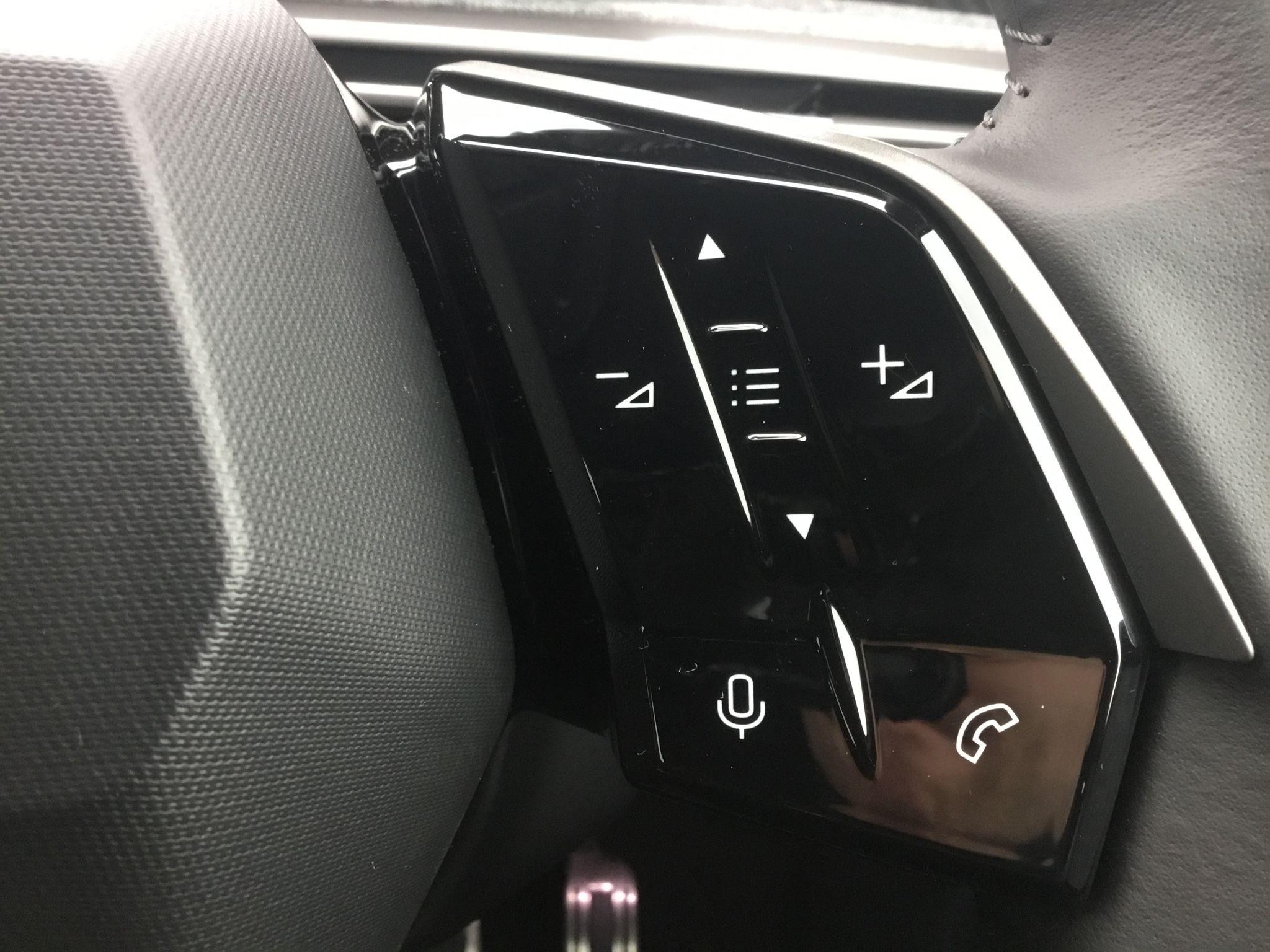 Peugeot E-5008 Image 25