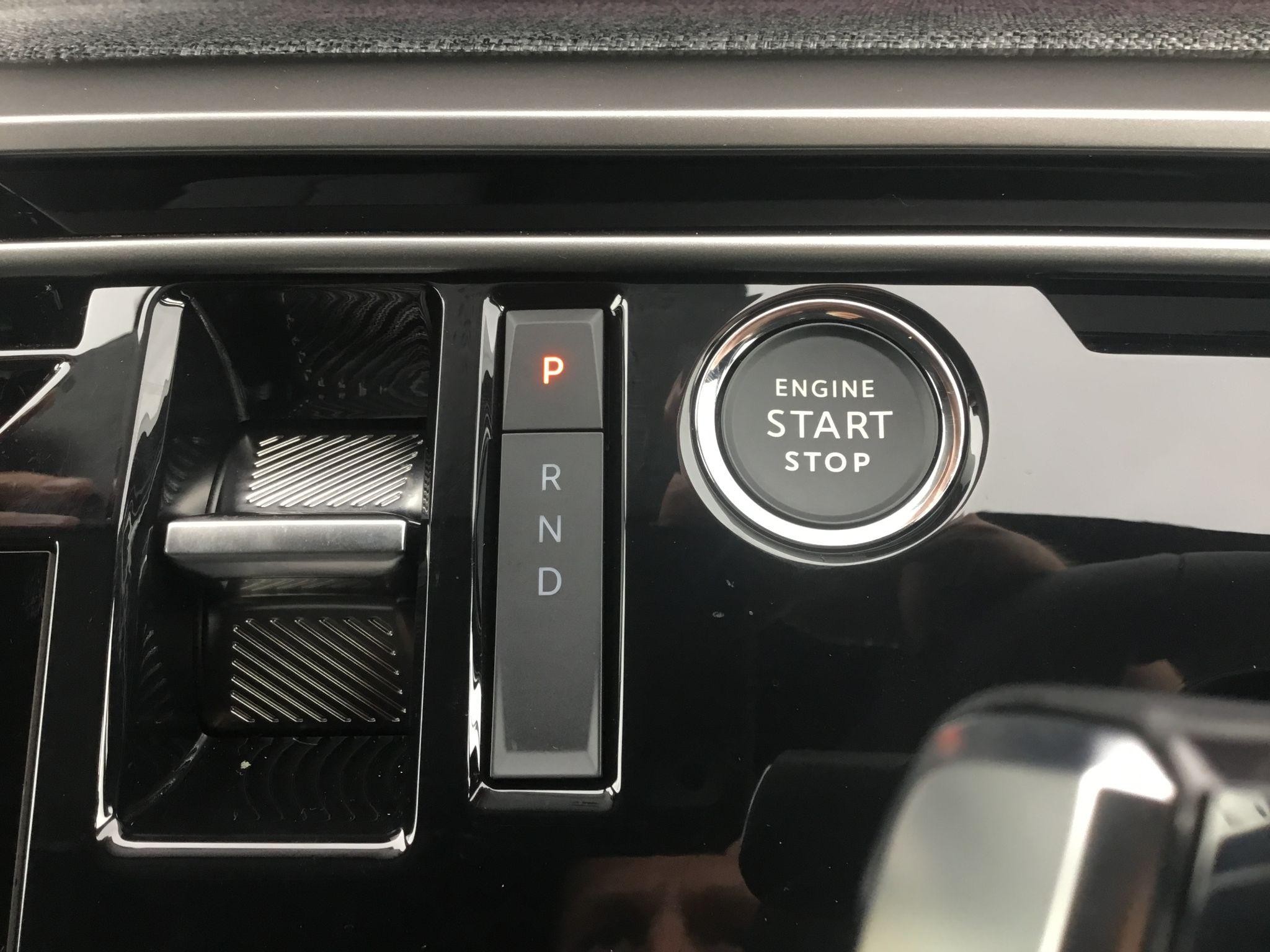 Peugeot E-5008 Image 26