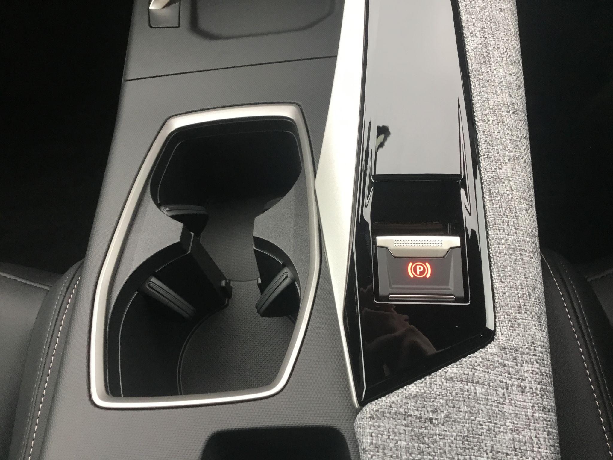 Peugeot E-5008 Image 32