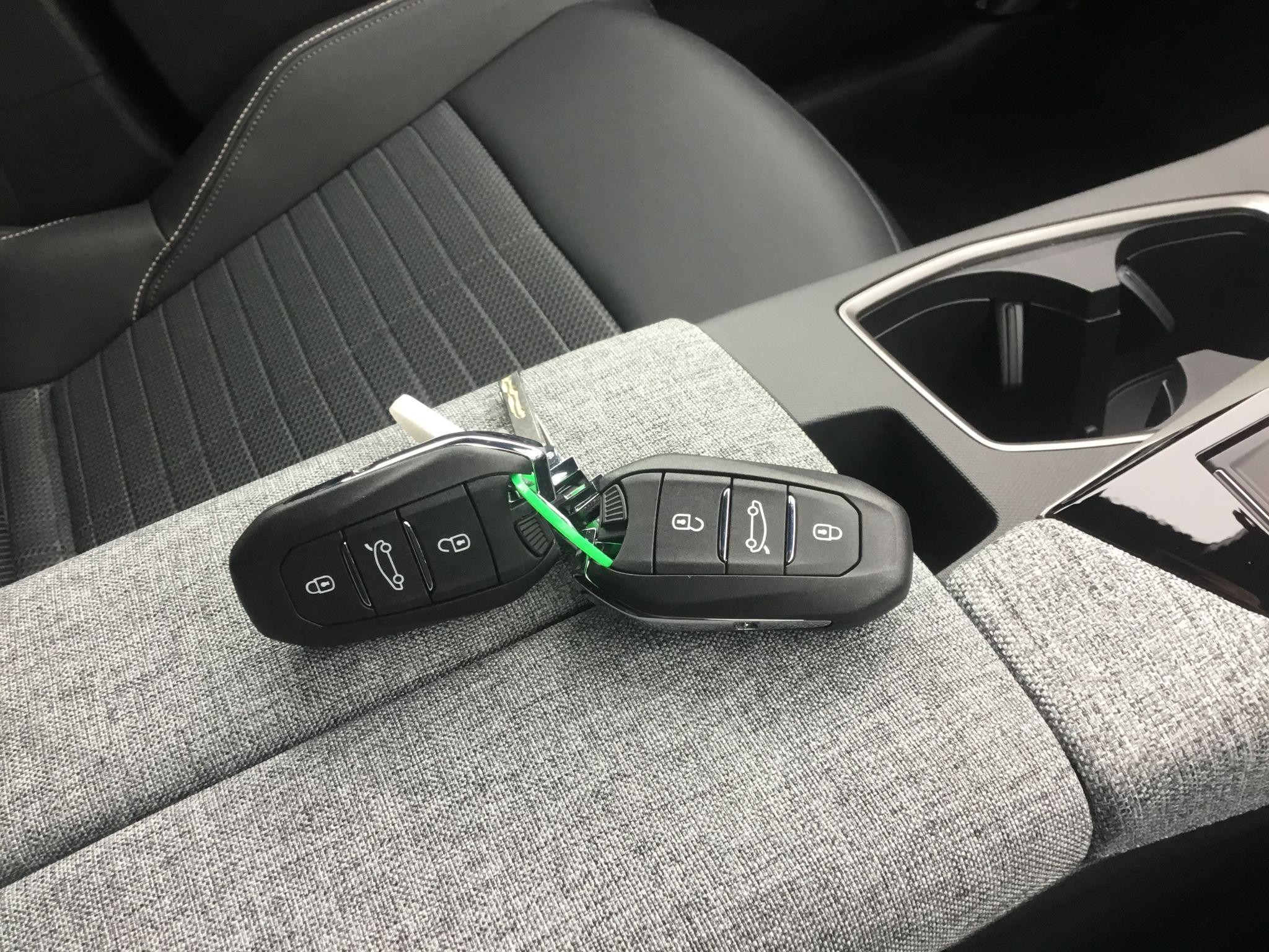 Peugeot E-5008 Image 41