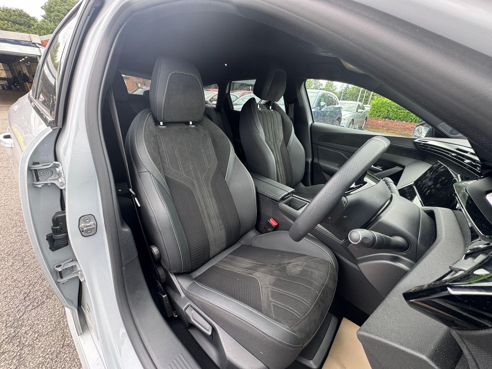Peugeot E-308 SW Image 9