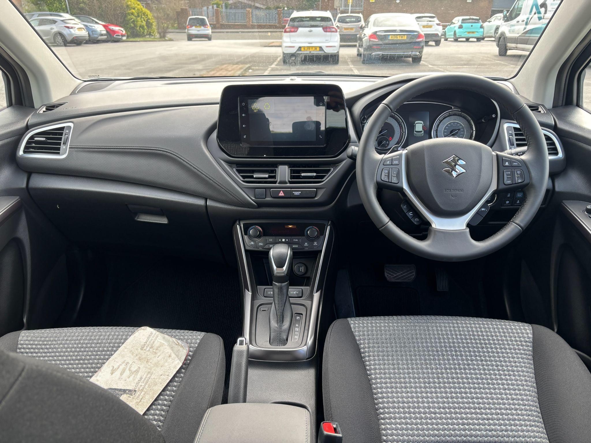 Suzuki SX4 S-Cross Image 12