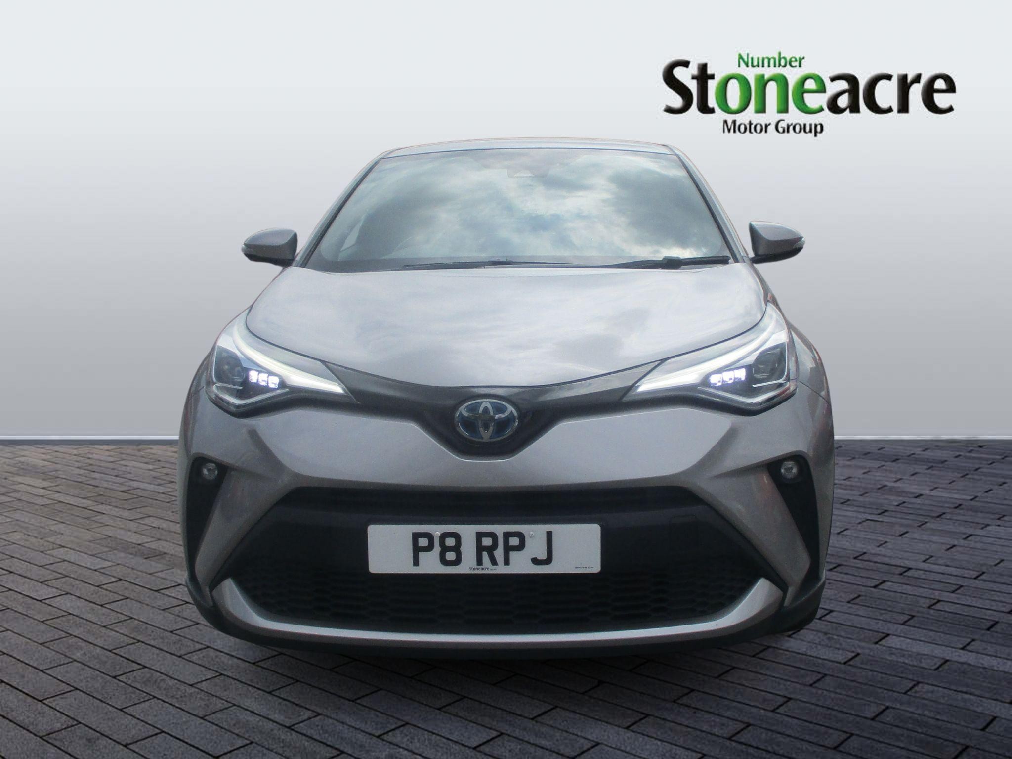 Toyota C-HR Image 2
